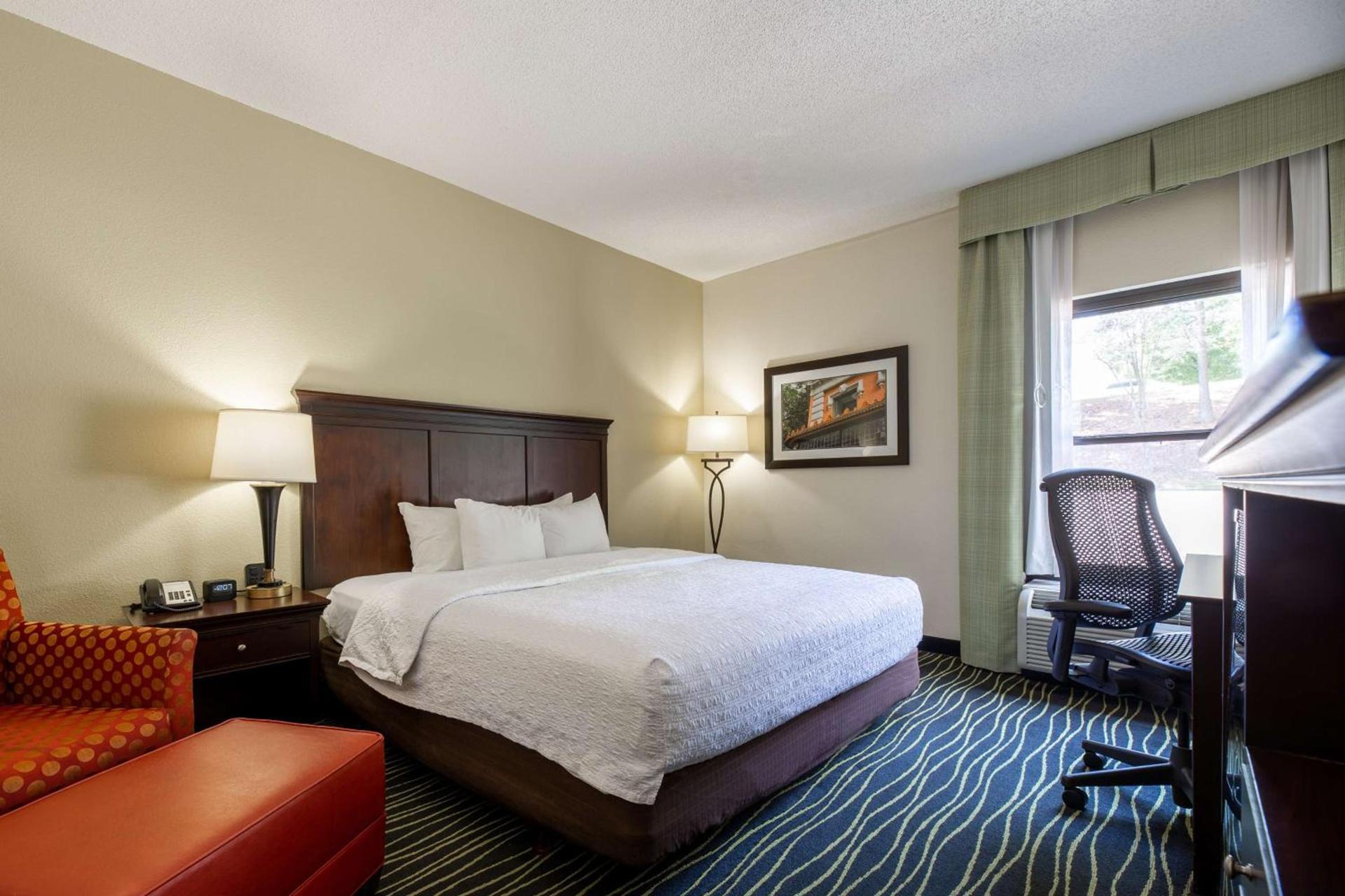 Hampton Inn Columbia I-26/Harbison Blvd photo 33