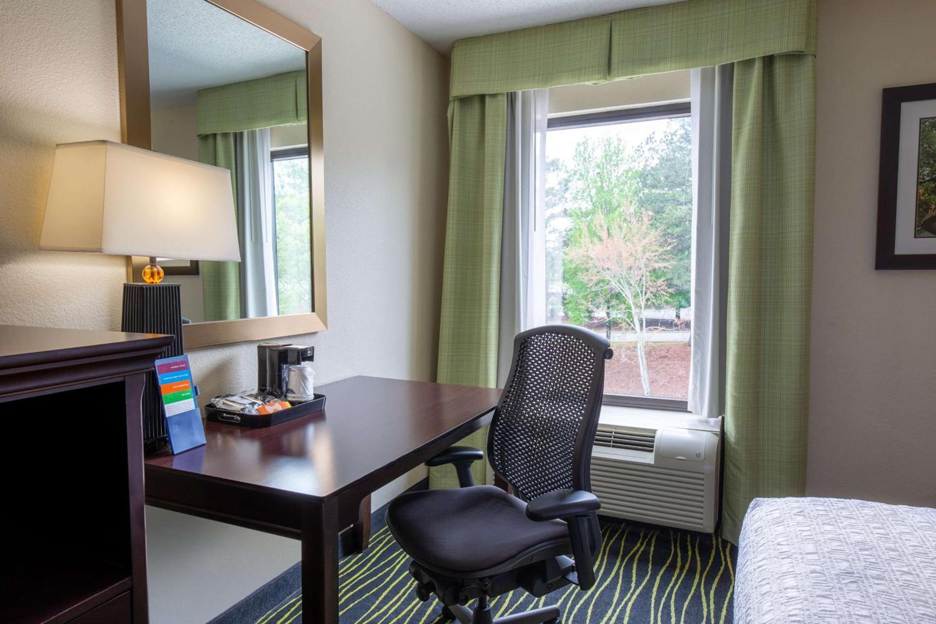 Hampton Inn Columbia I-26/Harbison Blvd photo 53