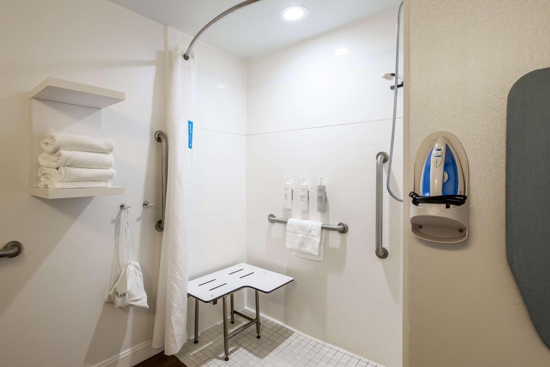 Hampton Inn Columbia I-26/Harbison Blvd photo 54
