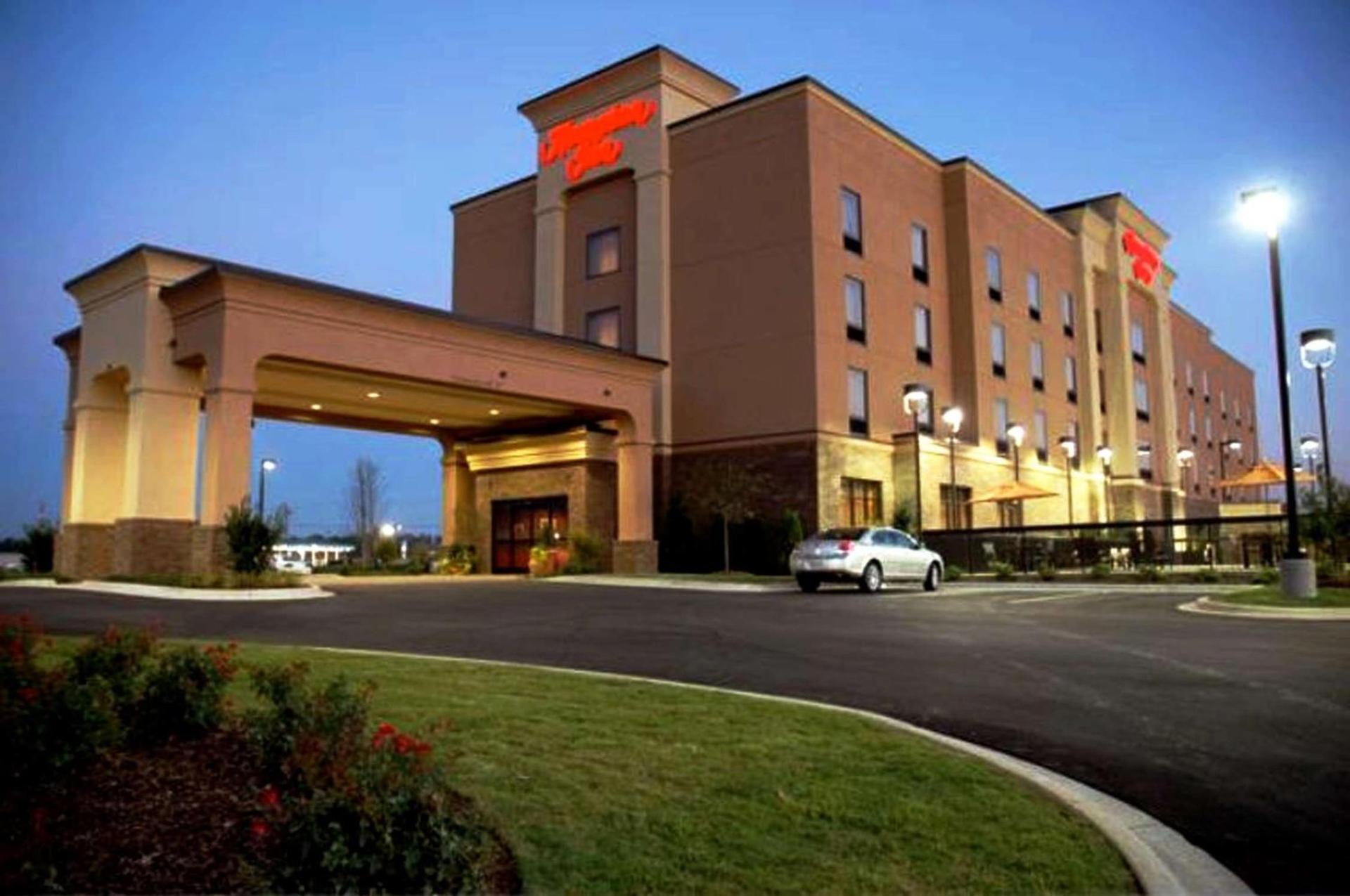 Hampton Inn Calera photo 3