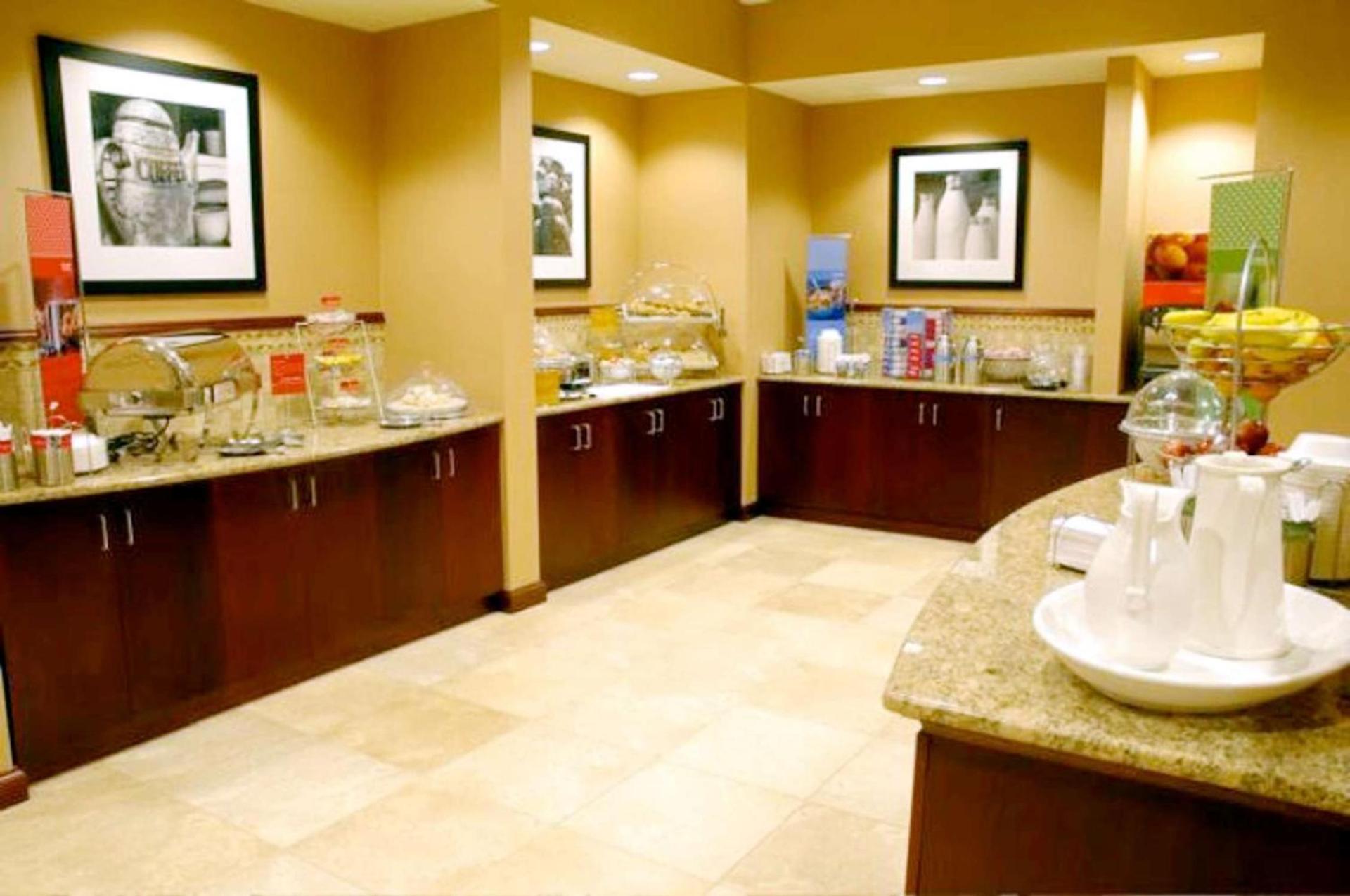 Hampton Inn Calera photo 10