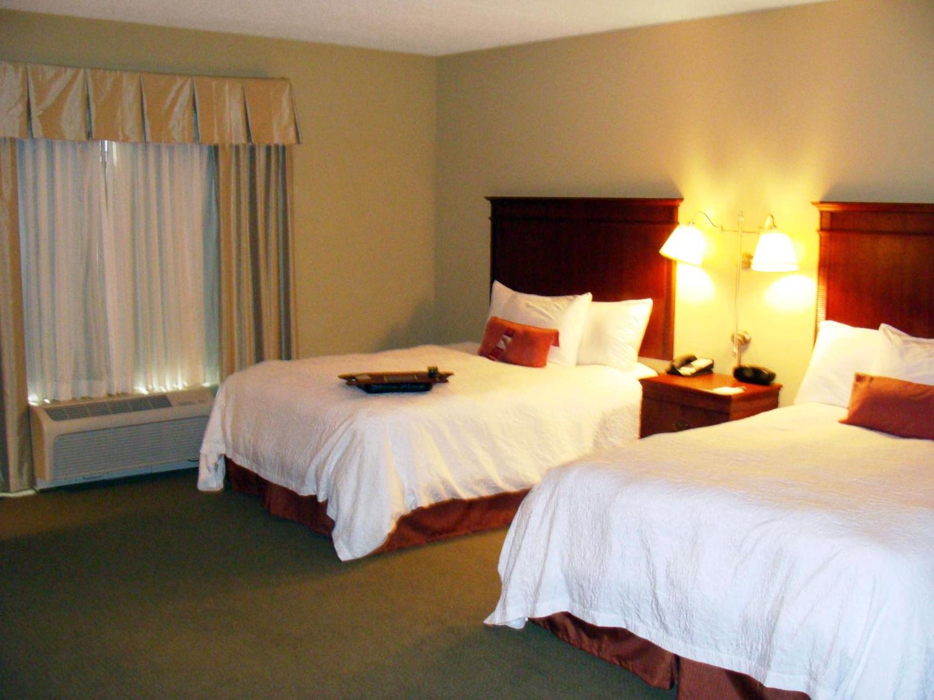Hampton Inn Calera photo 12