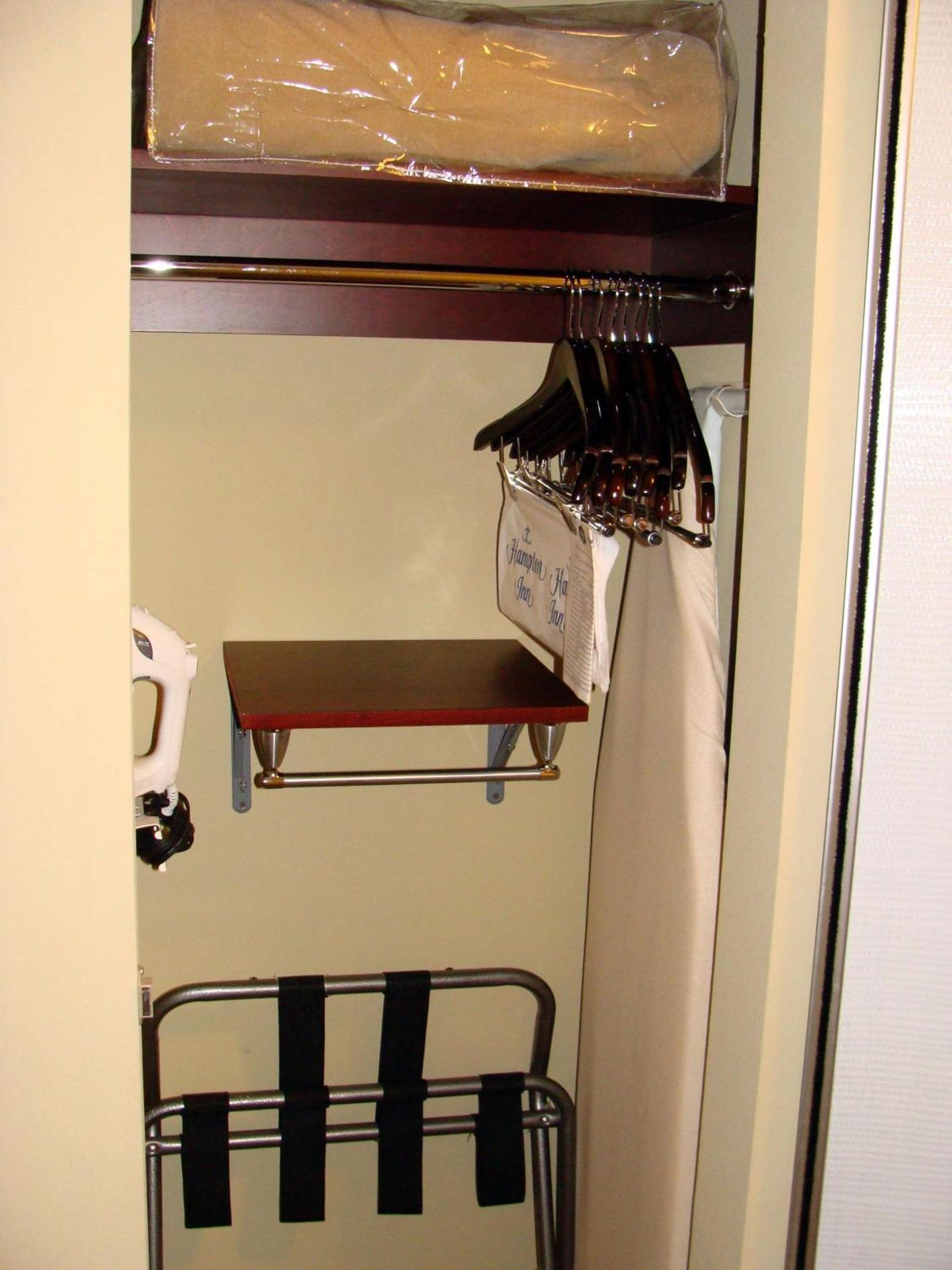 Hampton Inn Calera photo 18