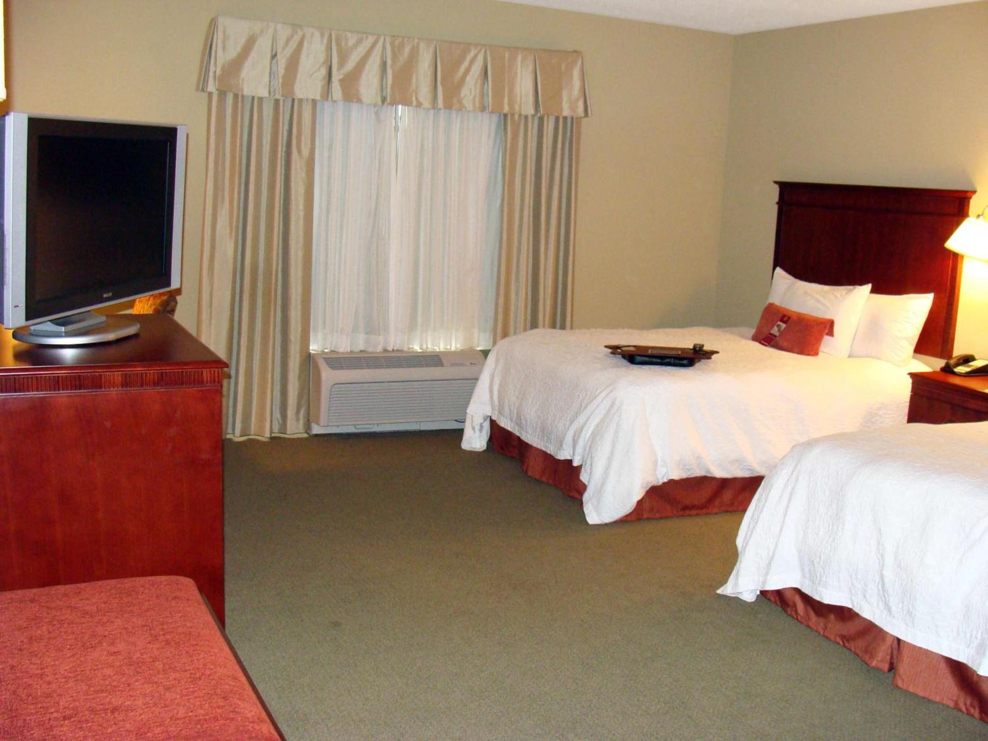 Hampton Inn Calera photo 25