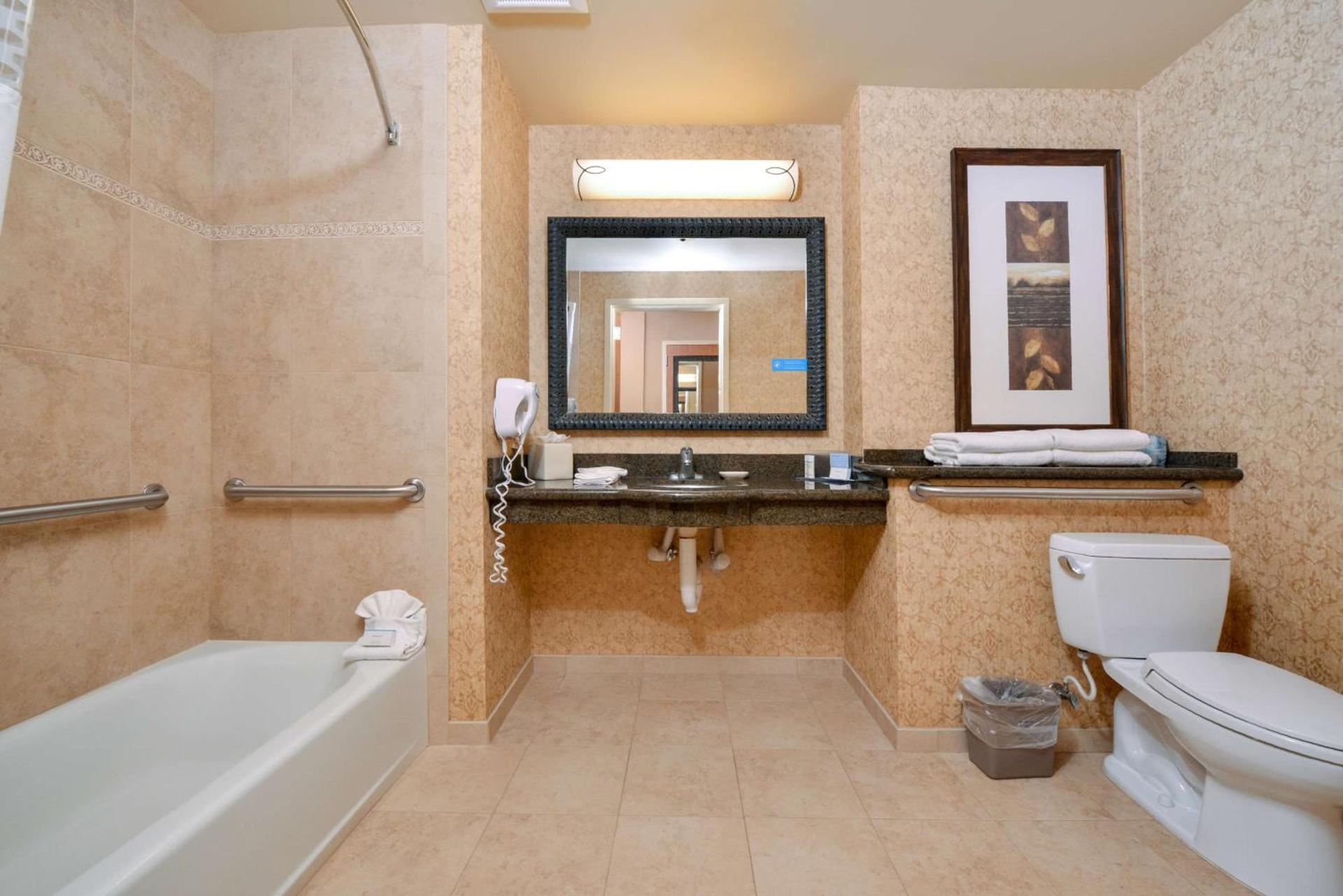 Hampton Inn and Suites Coeur d'Alene photo 20