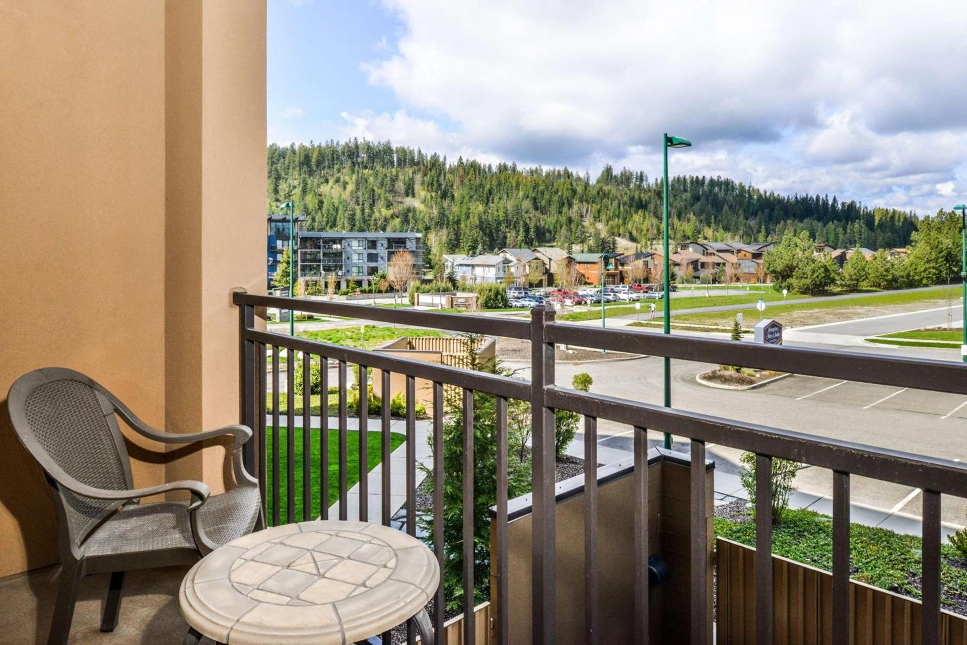 Hampton Inn and Suites Coeur d'Alene photo 24