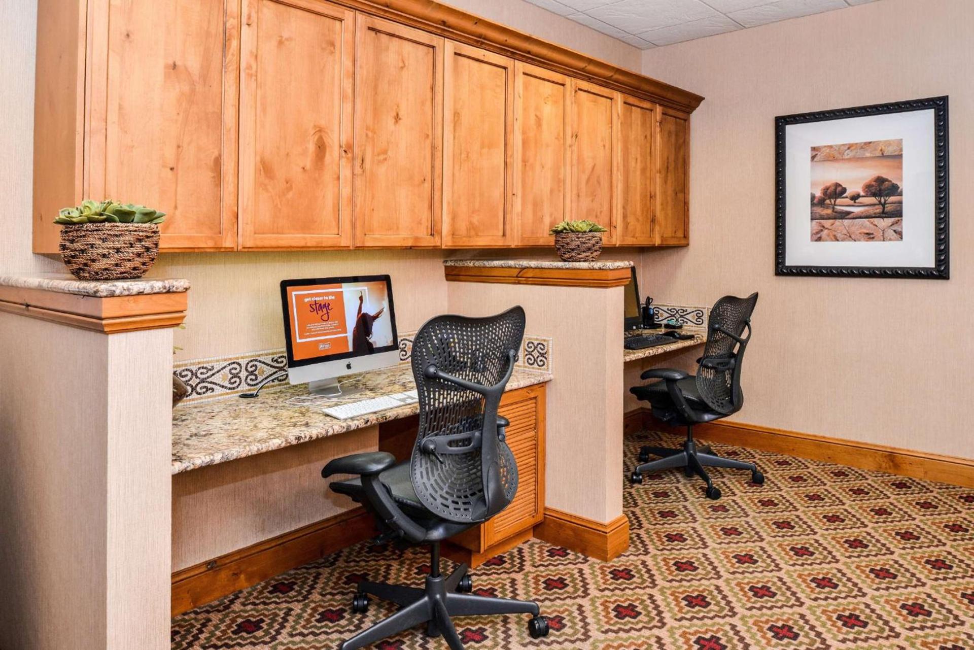 Hampton Inn and Suites Coeur d'Alene photo 34