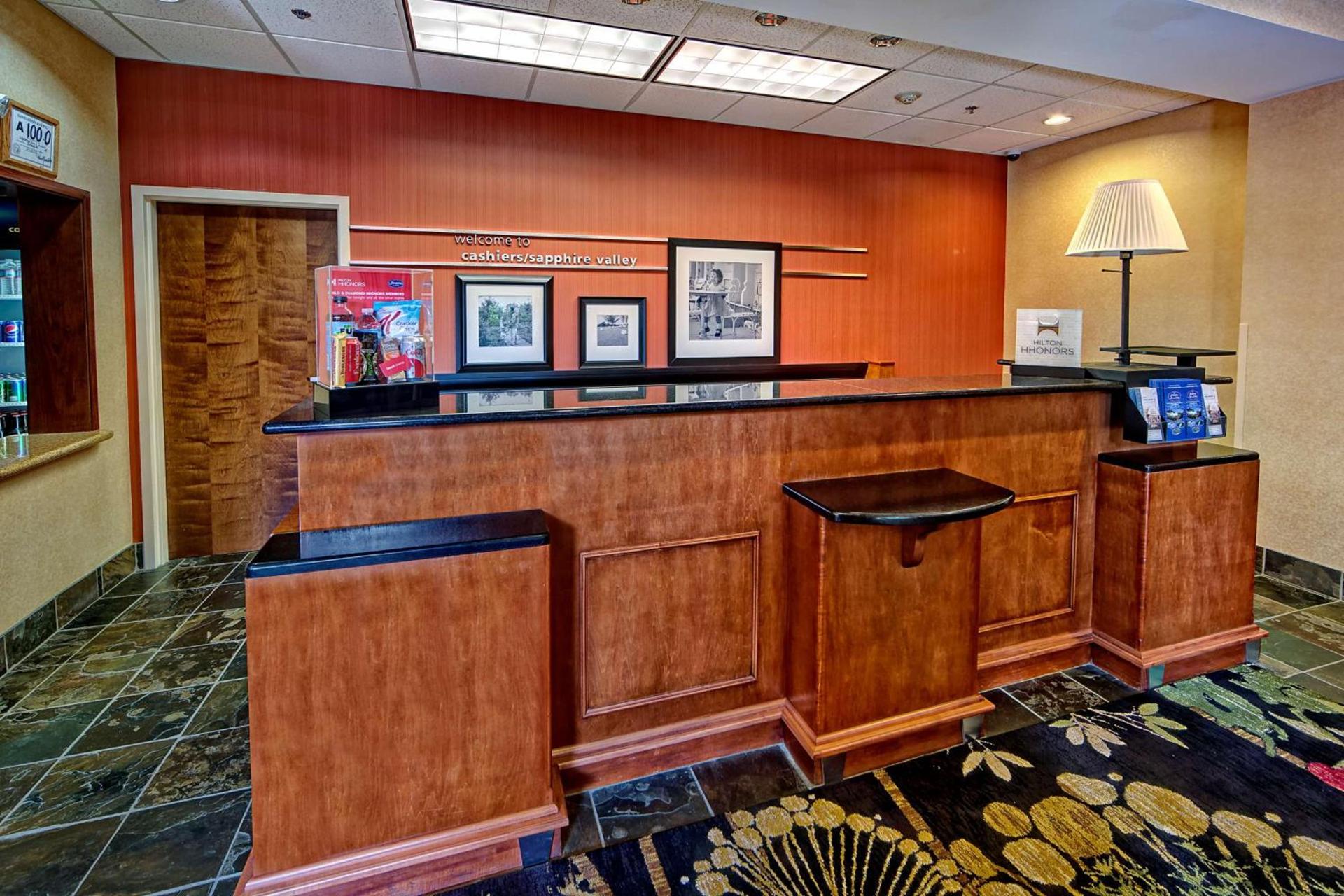 Hampton Inn & Suites Cashiers - Sapphire Valley photo 6