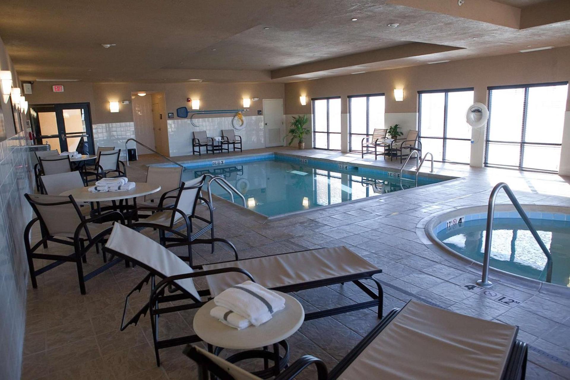 Hampton Inn Colby photo 9