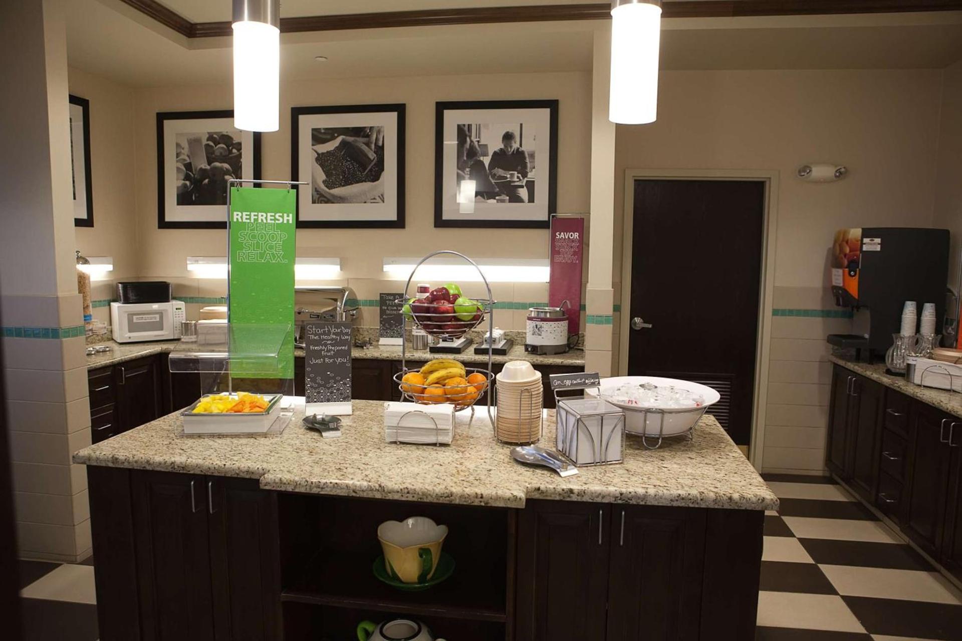 Hampton Inn Colby photo 12