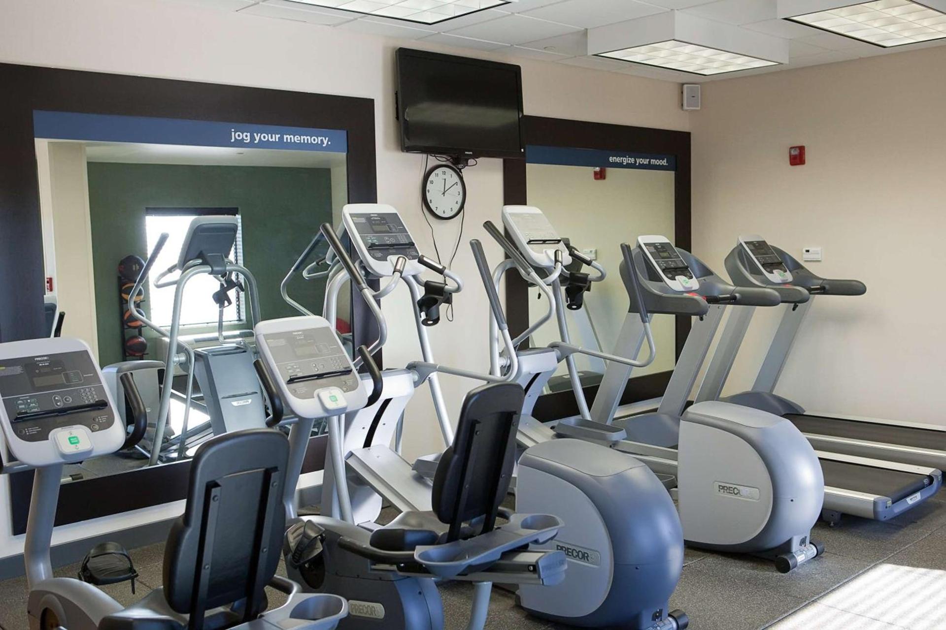 Hampton Inn Colby photo 15