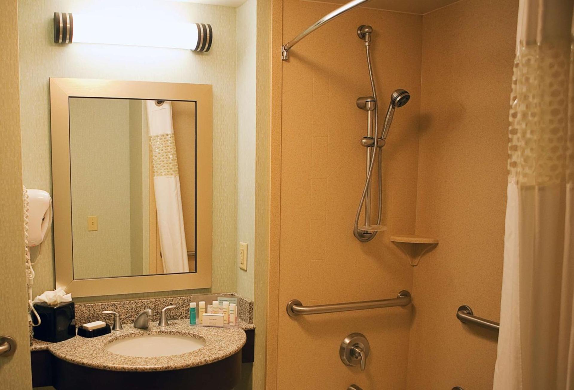 Hampton Inn Colby photo 26