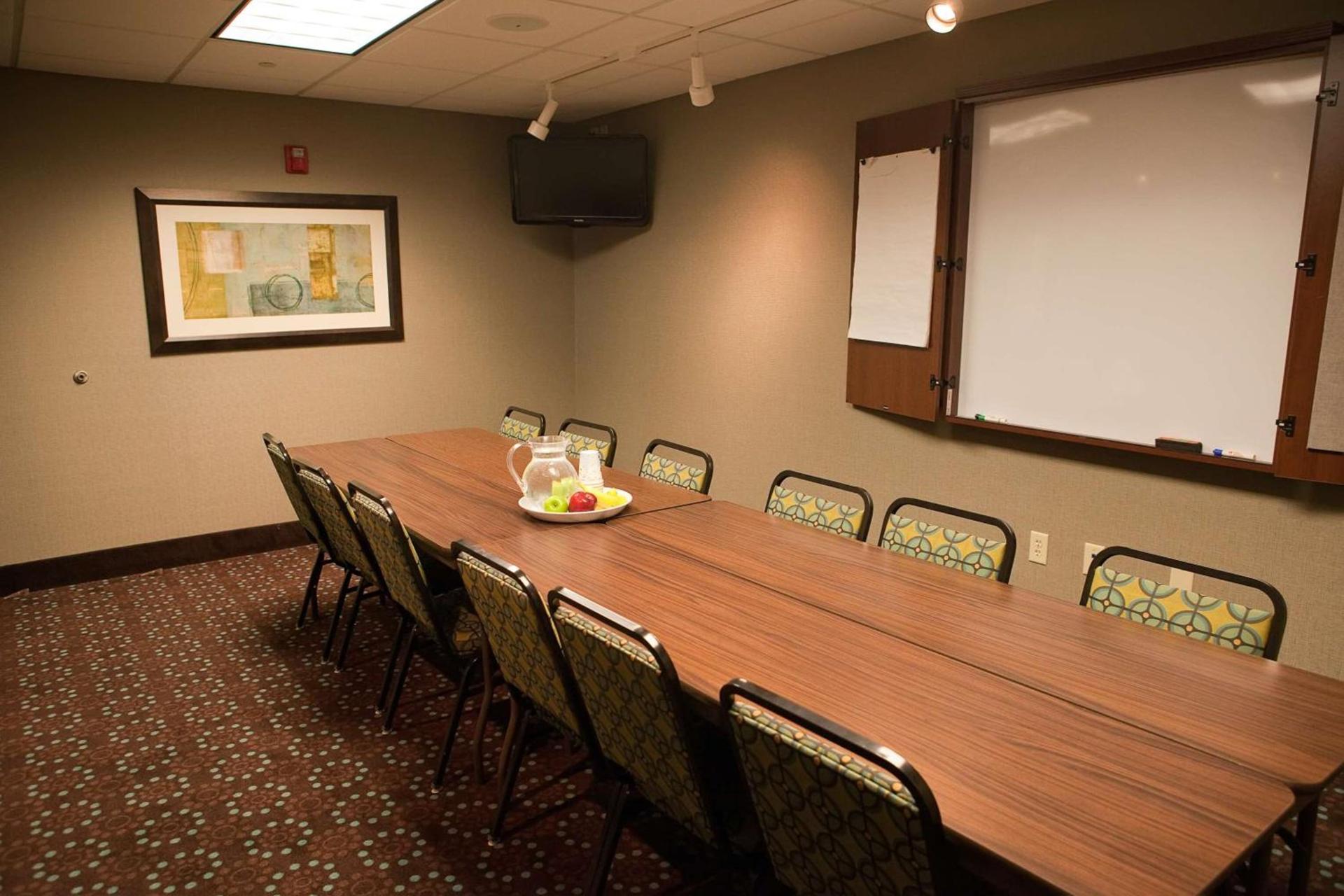 Hampton Inn Colby photo 28
