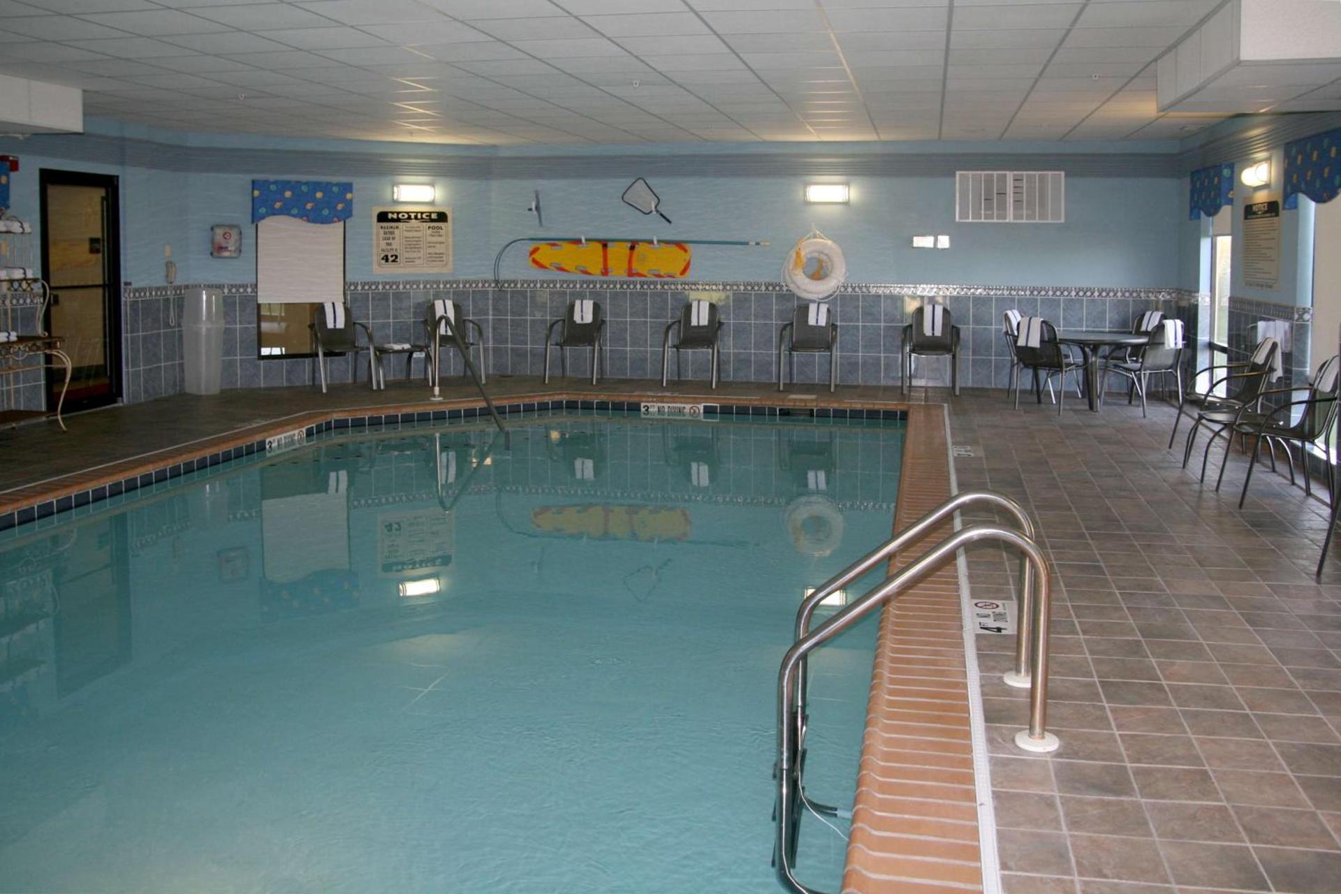 Hampton Inn & Suites Bolingbrook photo 8