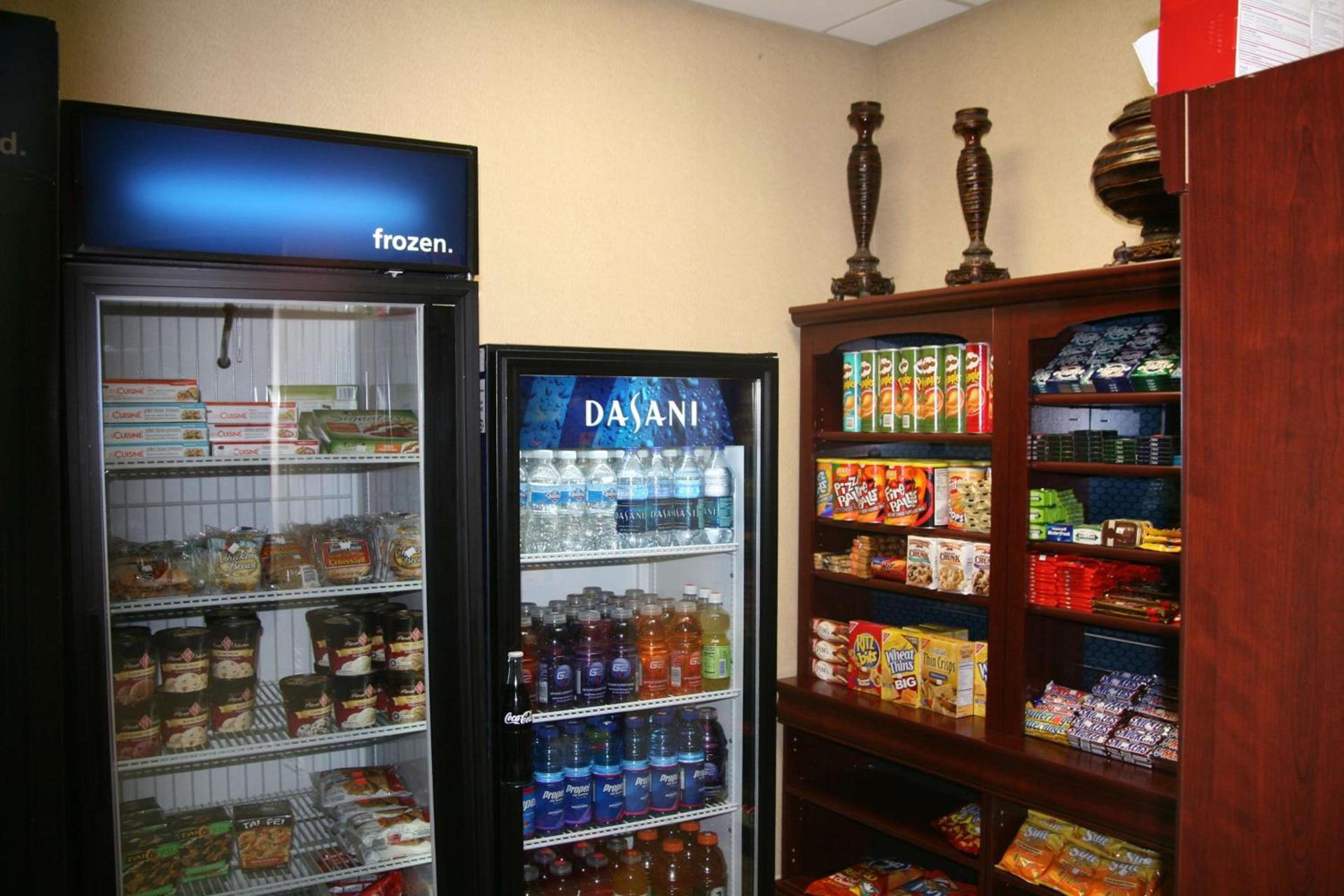Hampton Inn & Suites Bolingbrook photo 16