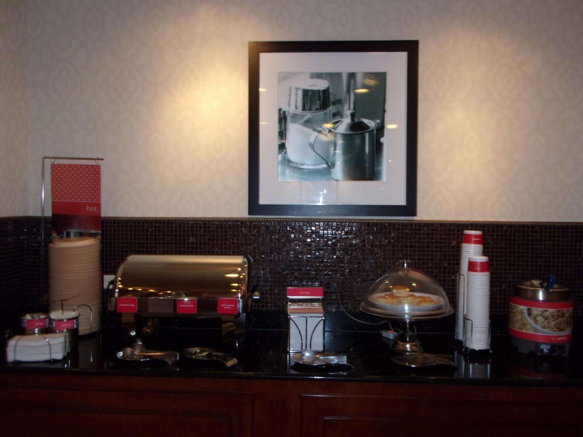 Hampton Inn & Suites Bolingbrook photo 22