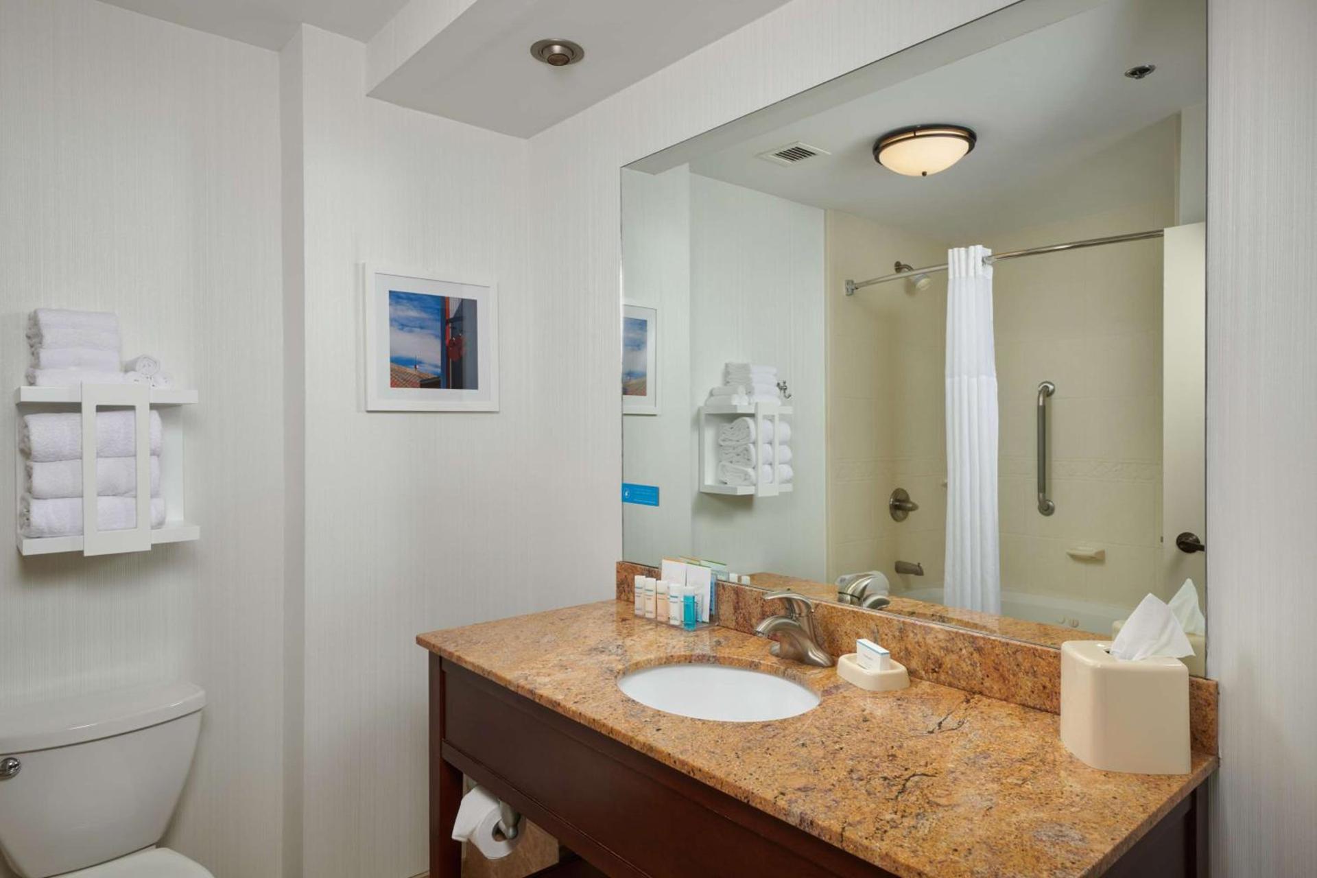 Hampton Inn Clemson photo 15