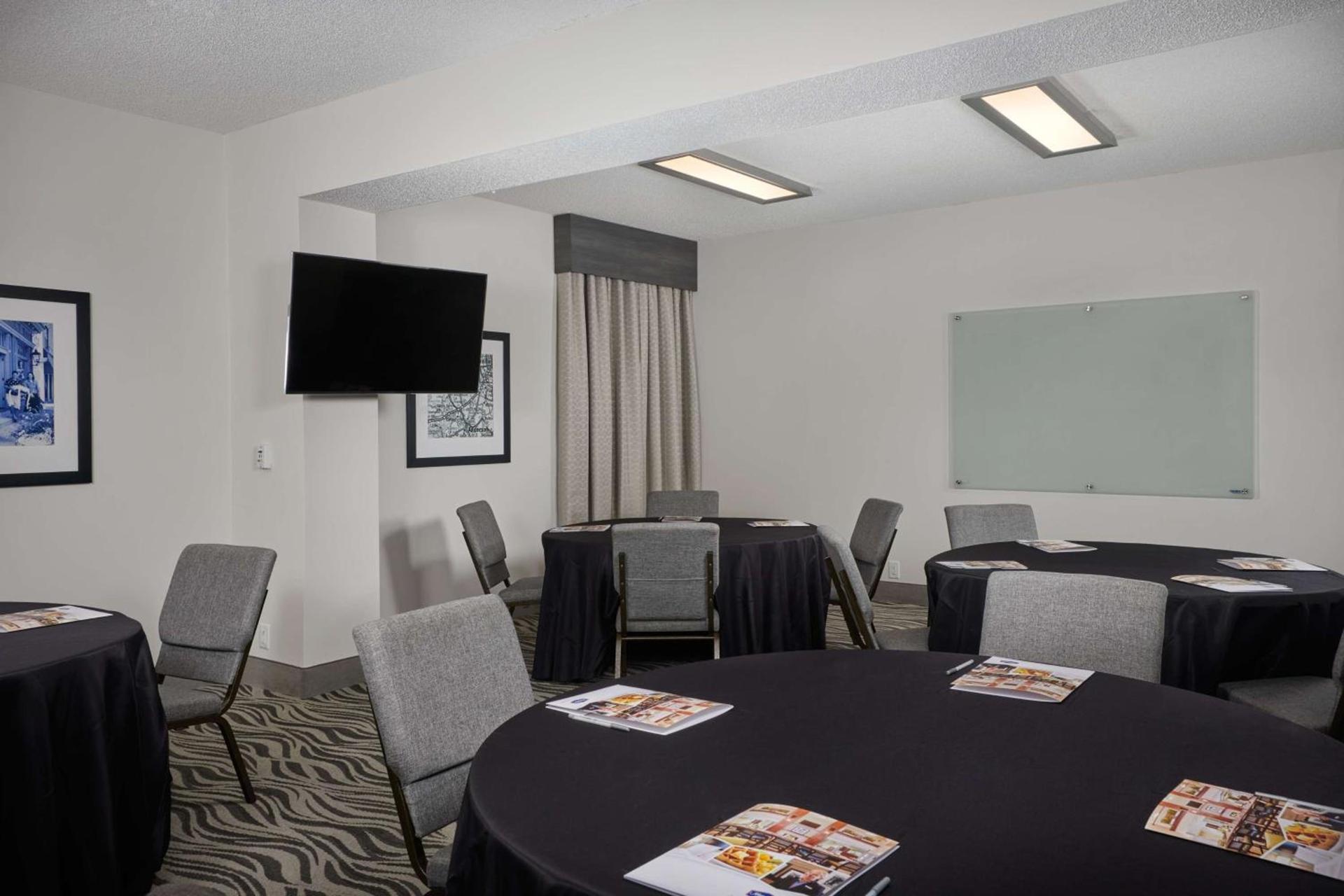 Hampton Inn Clemson photo 23