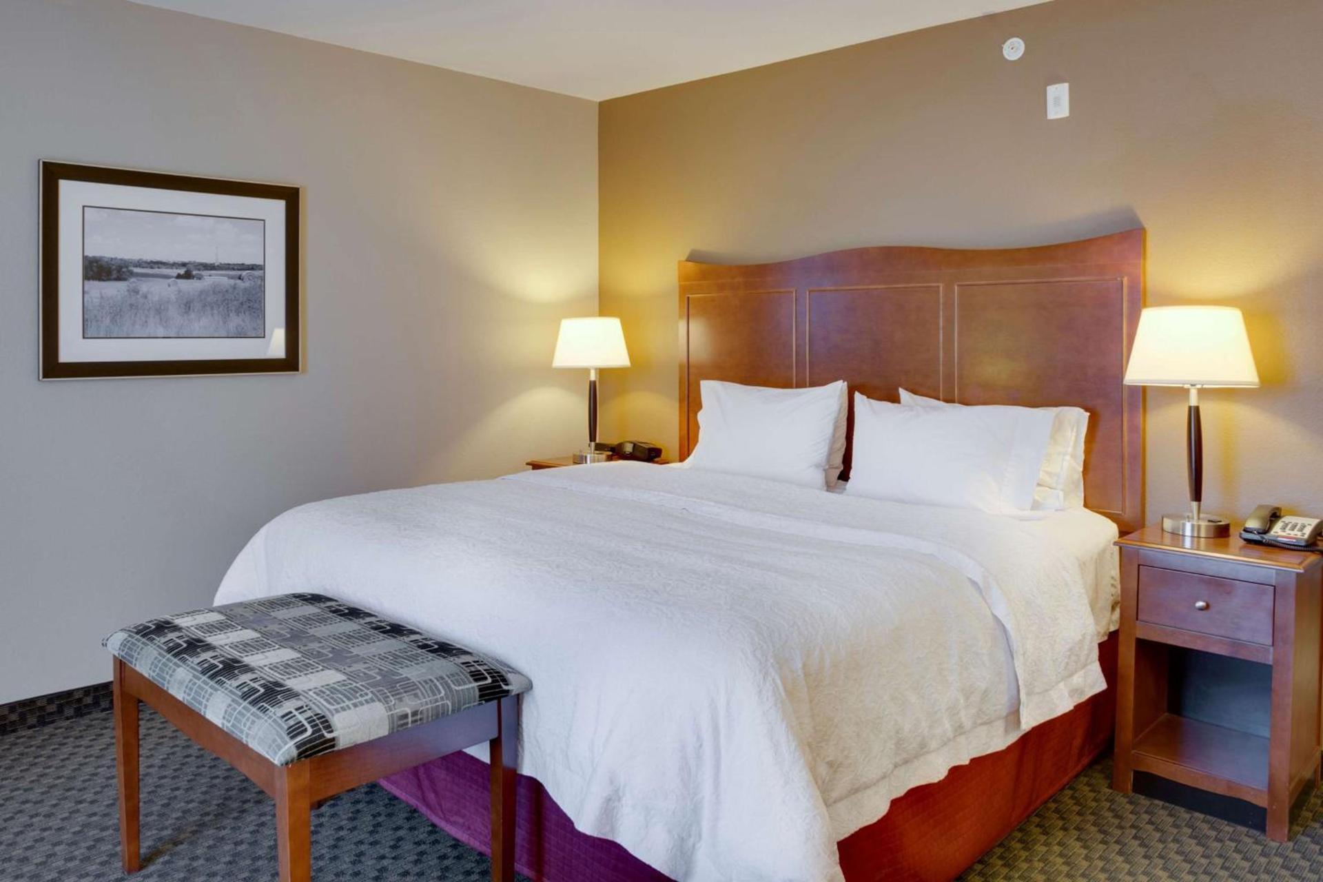 Hampton Inn Chickasha photo 14