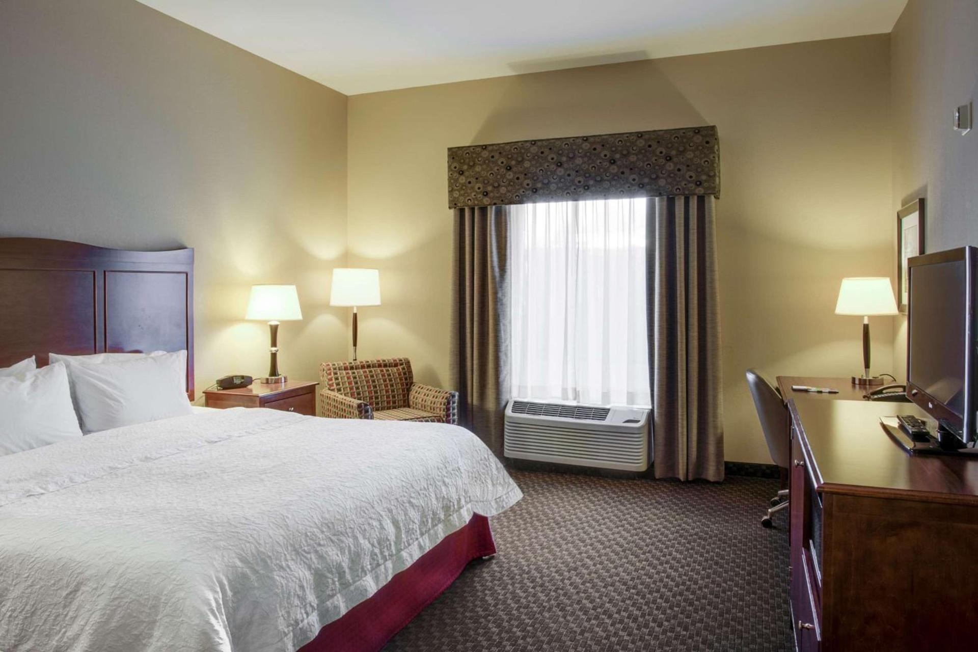 Hampton Inn Chickasha photo 23