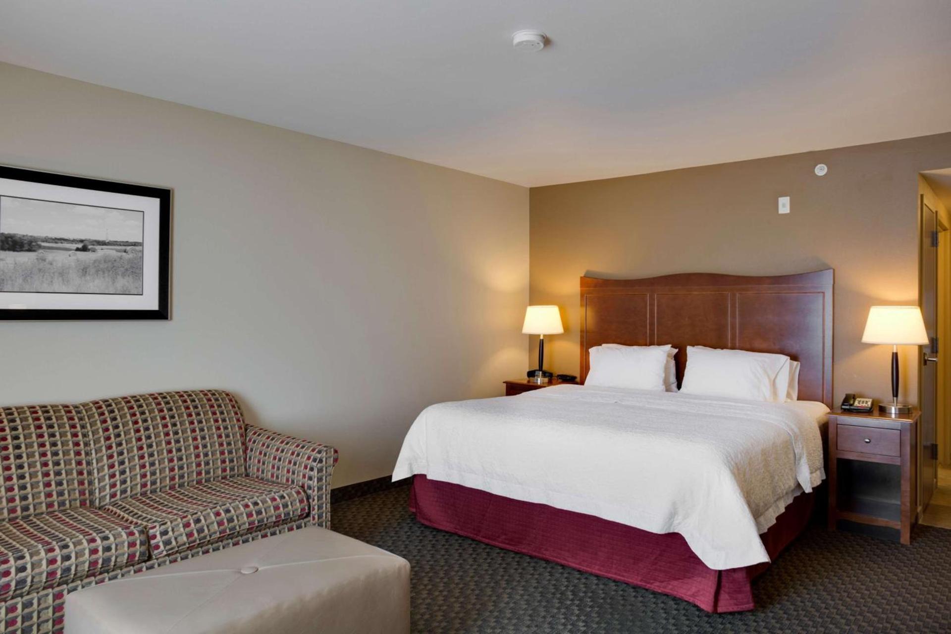 Hampton Inn Chickasha photo 24