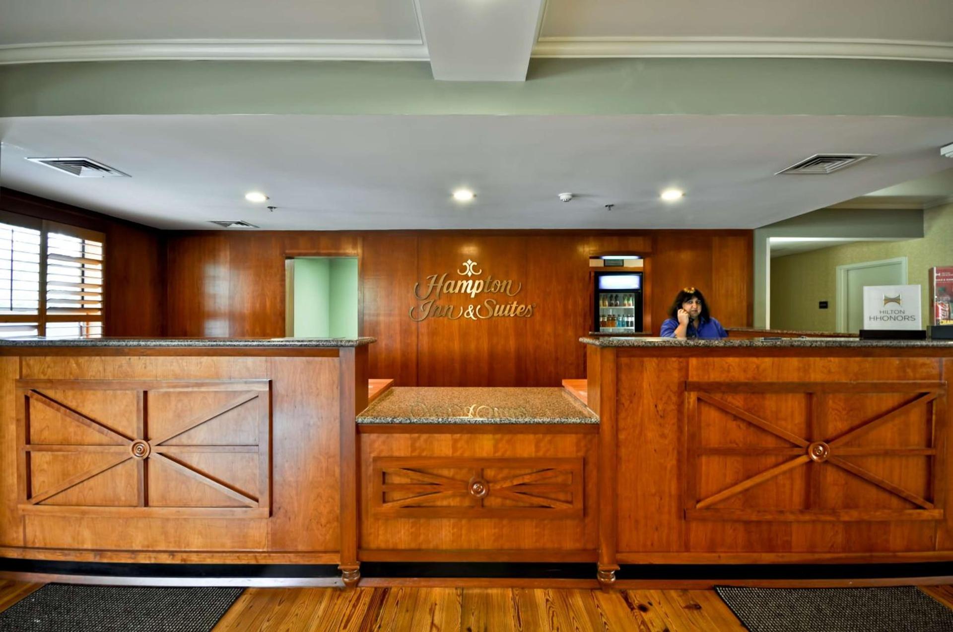 Hampton Inn & Suites Charleston/Mt. Pleasant-Isle Of Palms photo 4