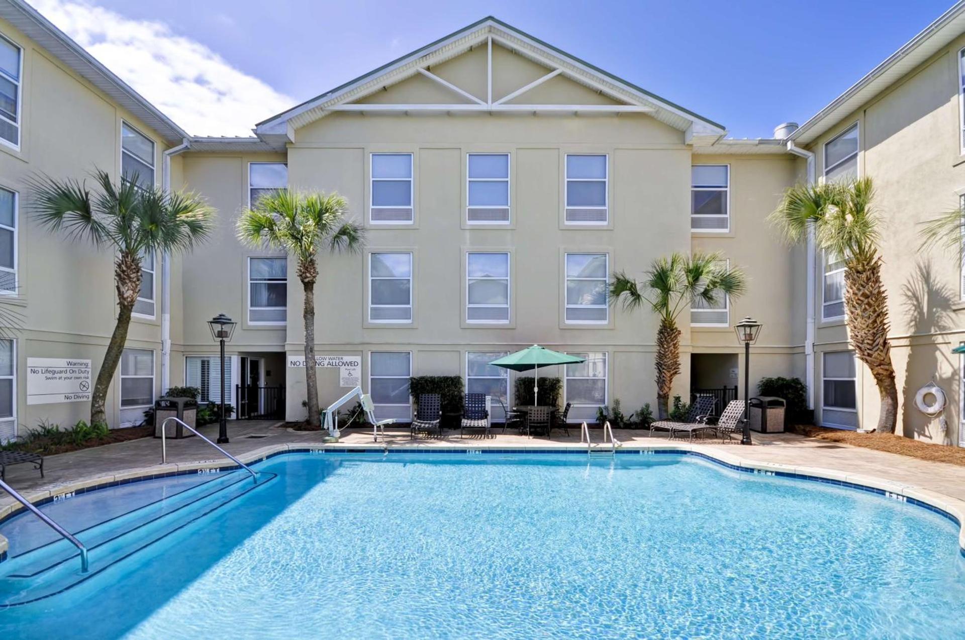 Hampton Inn & Suites Charleston/Mt. Pleasant-Isle Of Palms photo 6