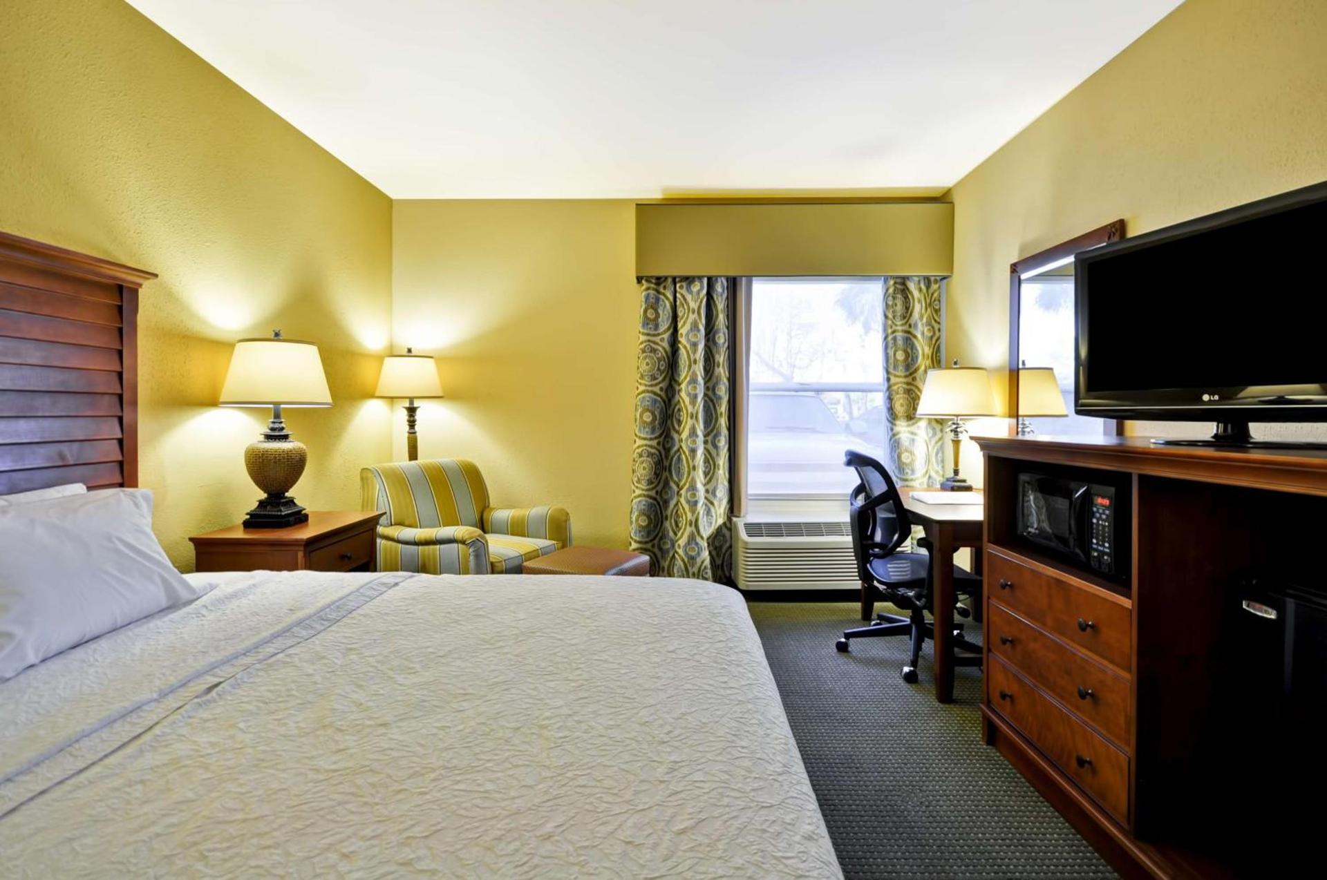 Hampton Inn & Suites Charleston/Mt. Pleasant-Isle Of Palms photo 18