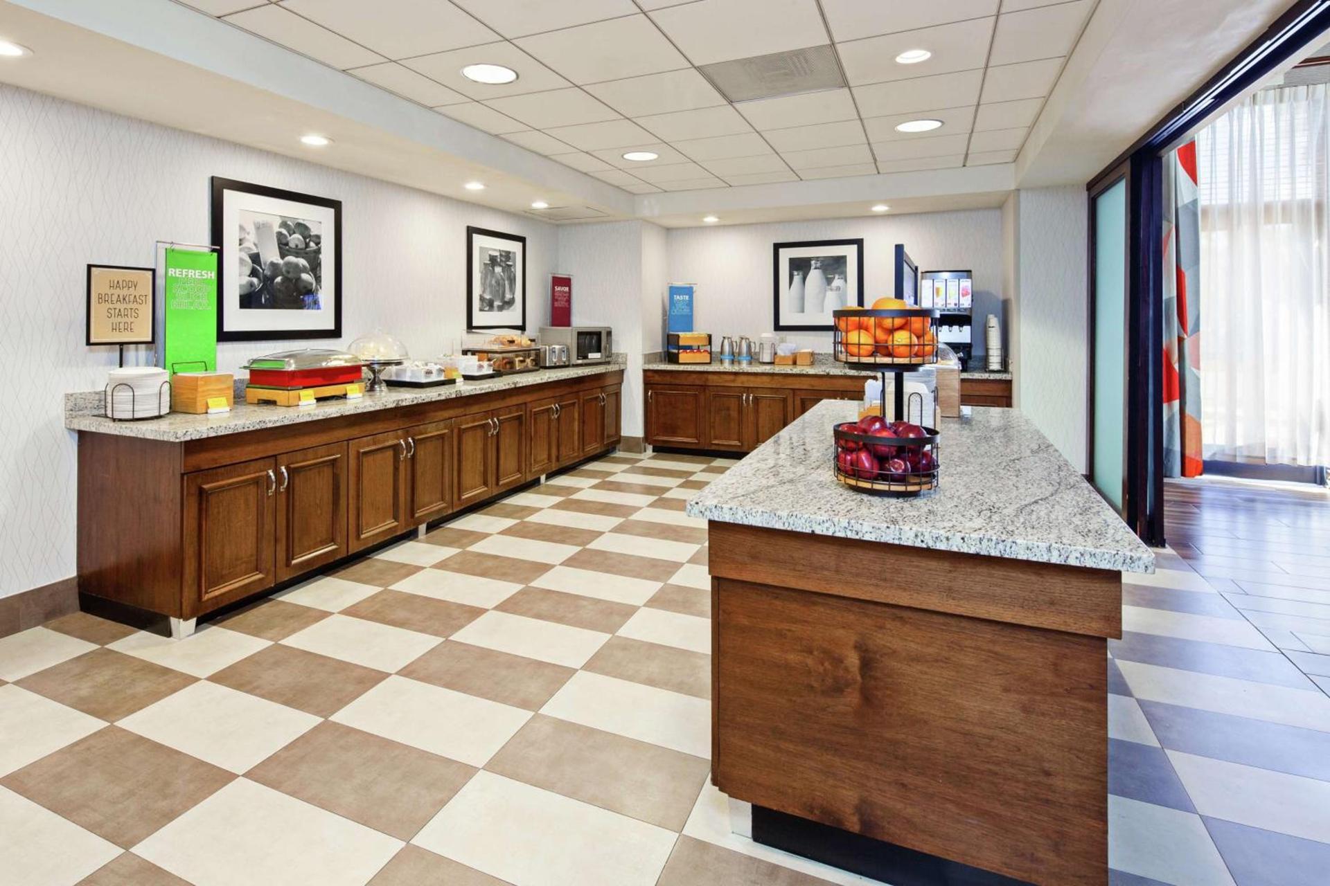 Hampton Inn & Suites Chino Hills photo 8