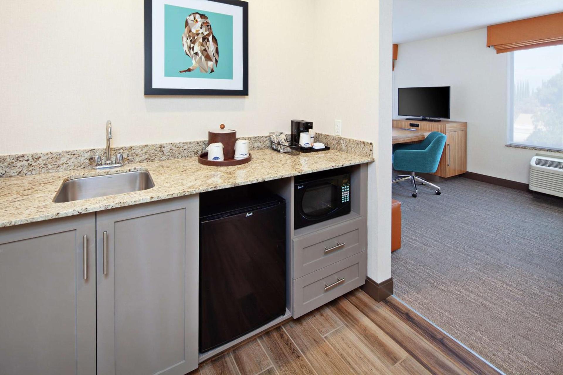 Hampton Inn & Suites Chino Hills photo 27