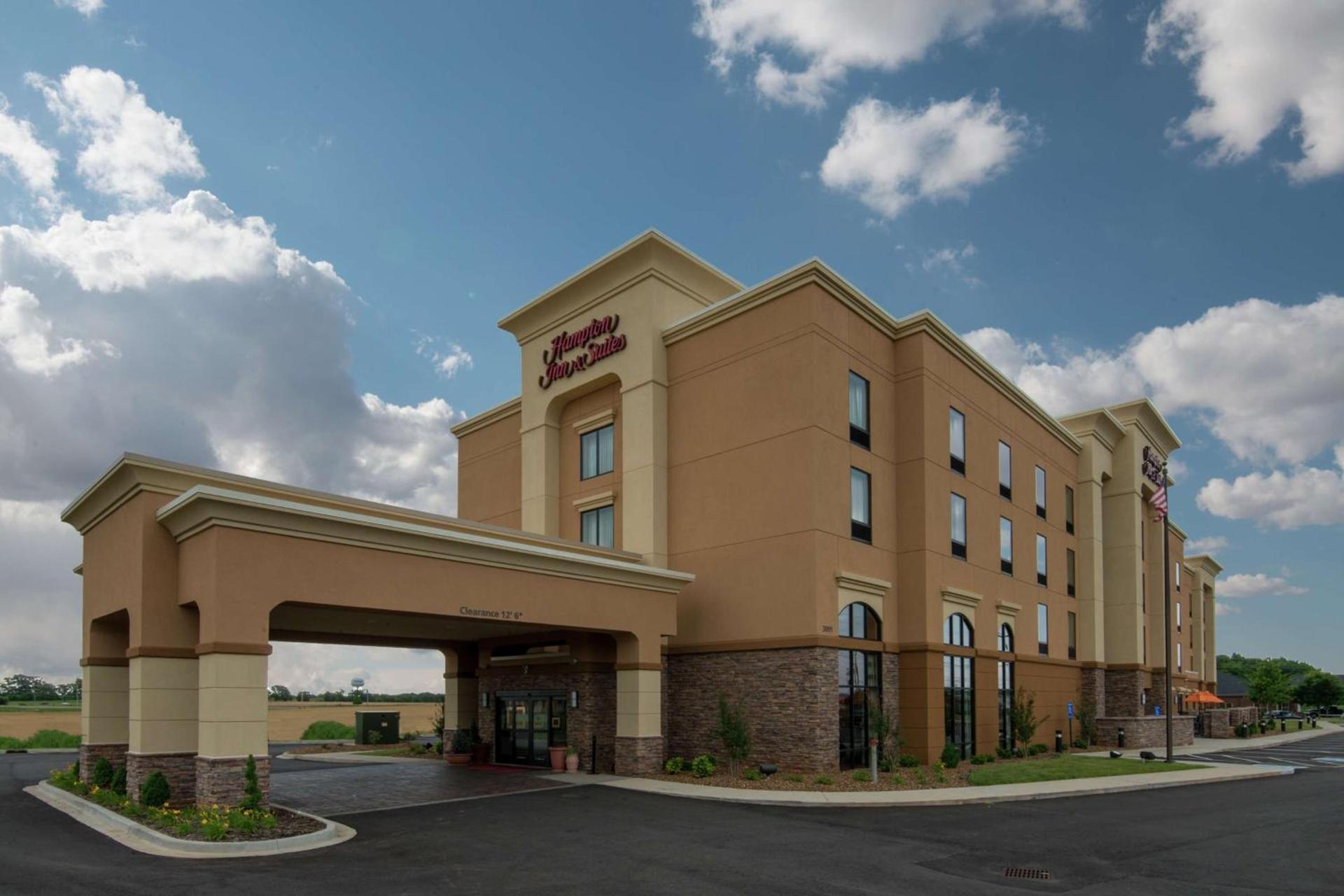 Hampton Inn & Suites Clarksville photo 3