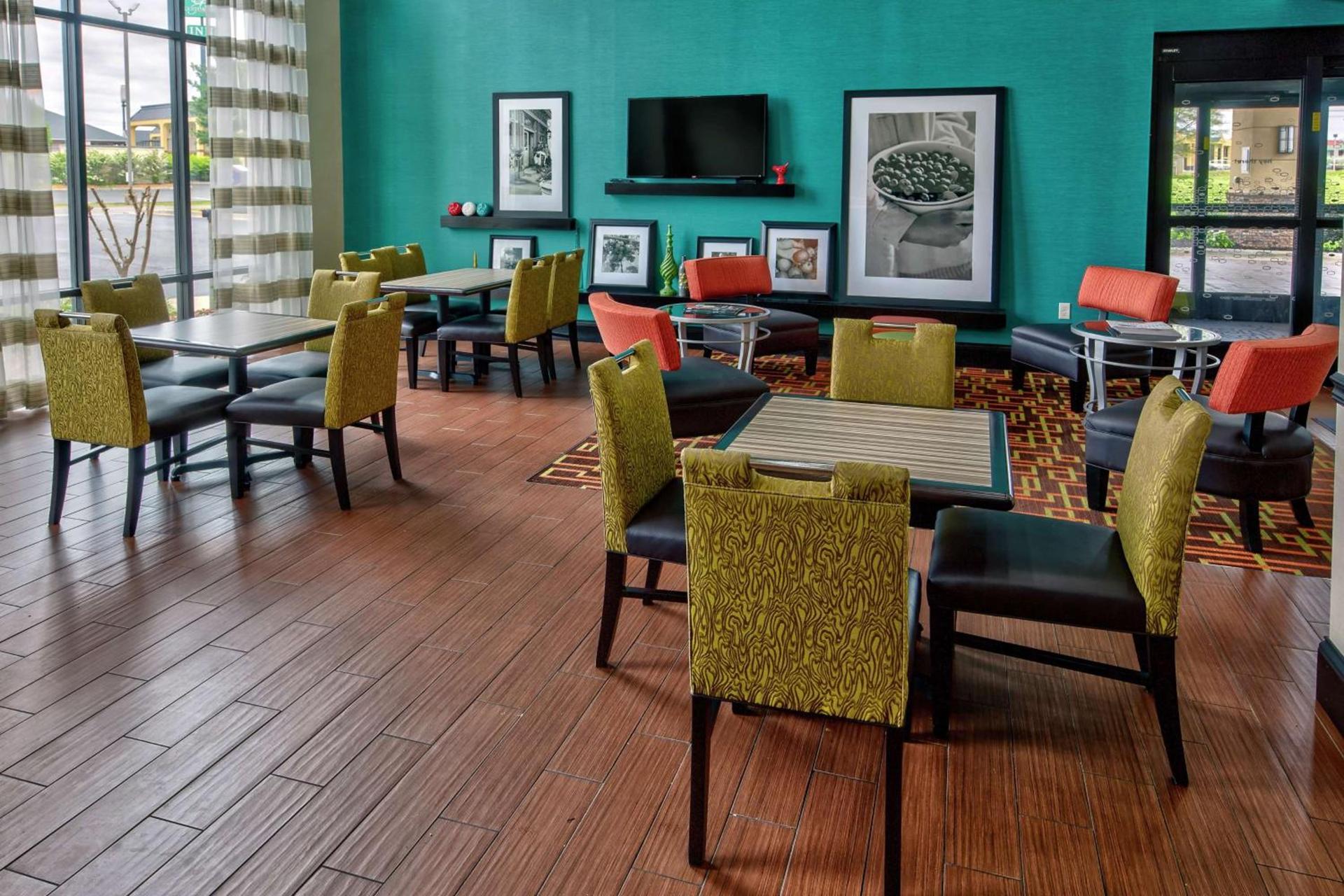 Hampton Inn & Suites Clarksville photo 4