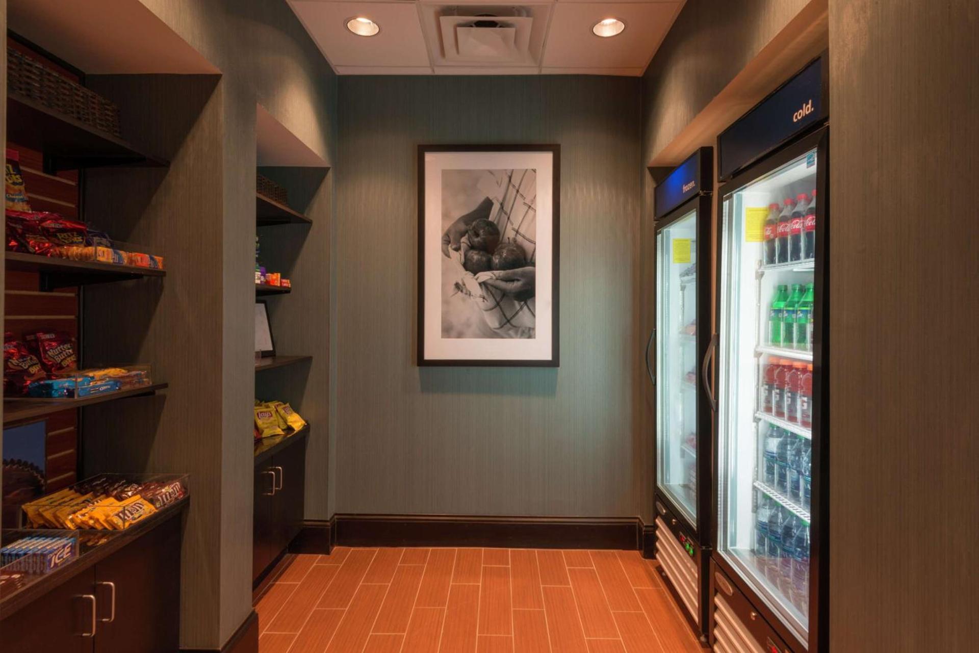Hampton Inn & Suites Clarksville photo 11