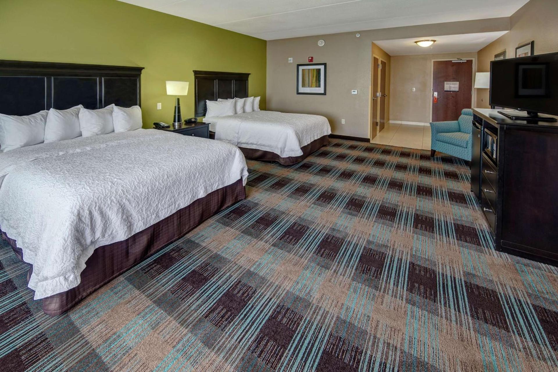 Hampton Inn & Suites Clarksville photo 14