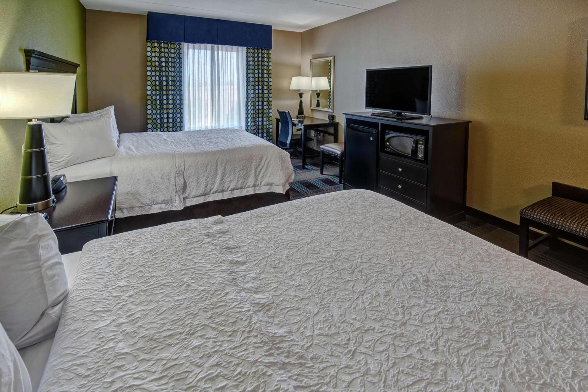 Hampton Inn & Suites Clarksville photo 17
