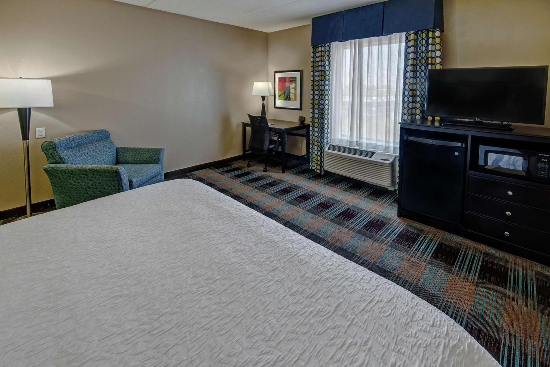 Hampton Inn & Suites Clarksville photo 27