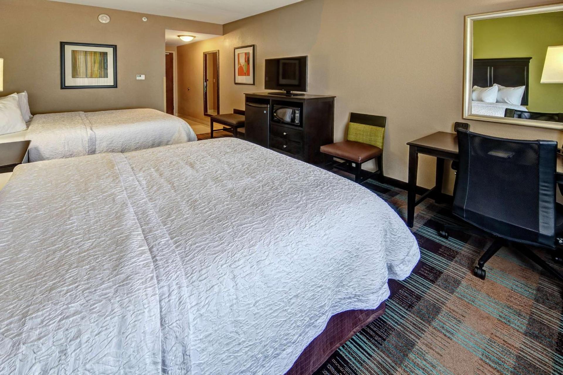 Hampton Inn & Suites Clarksville photo 37