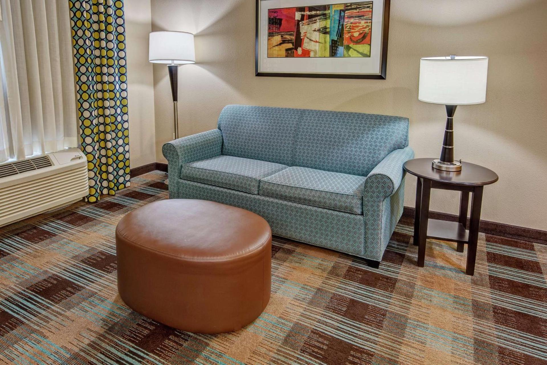 Hampton Inn & Suites Clarksville photo 45