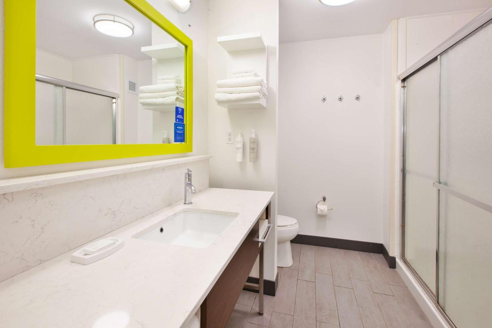 Hampton Inn Clarion photo 17