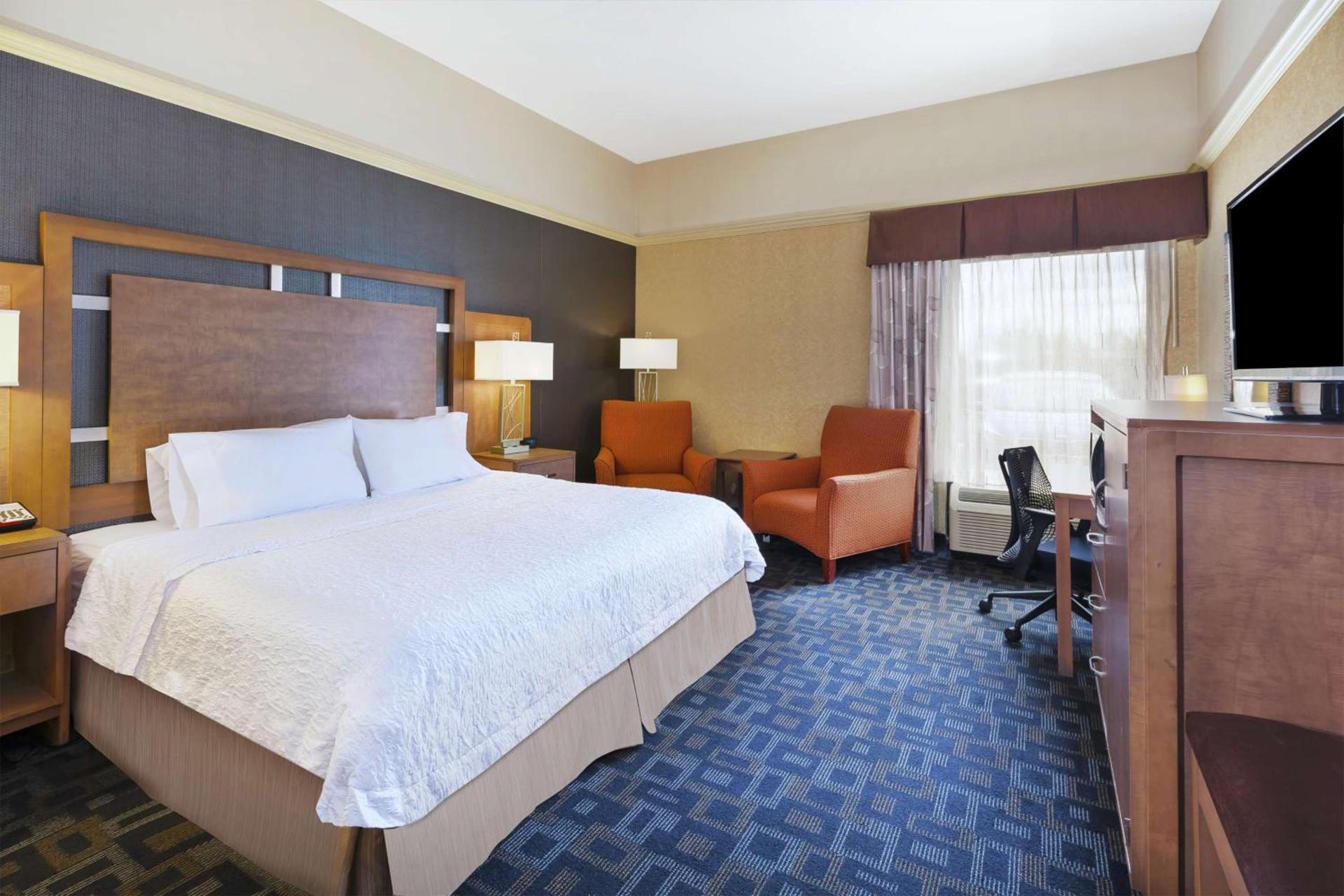 Hampton Inn Clinton photo 20