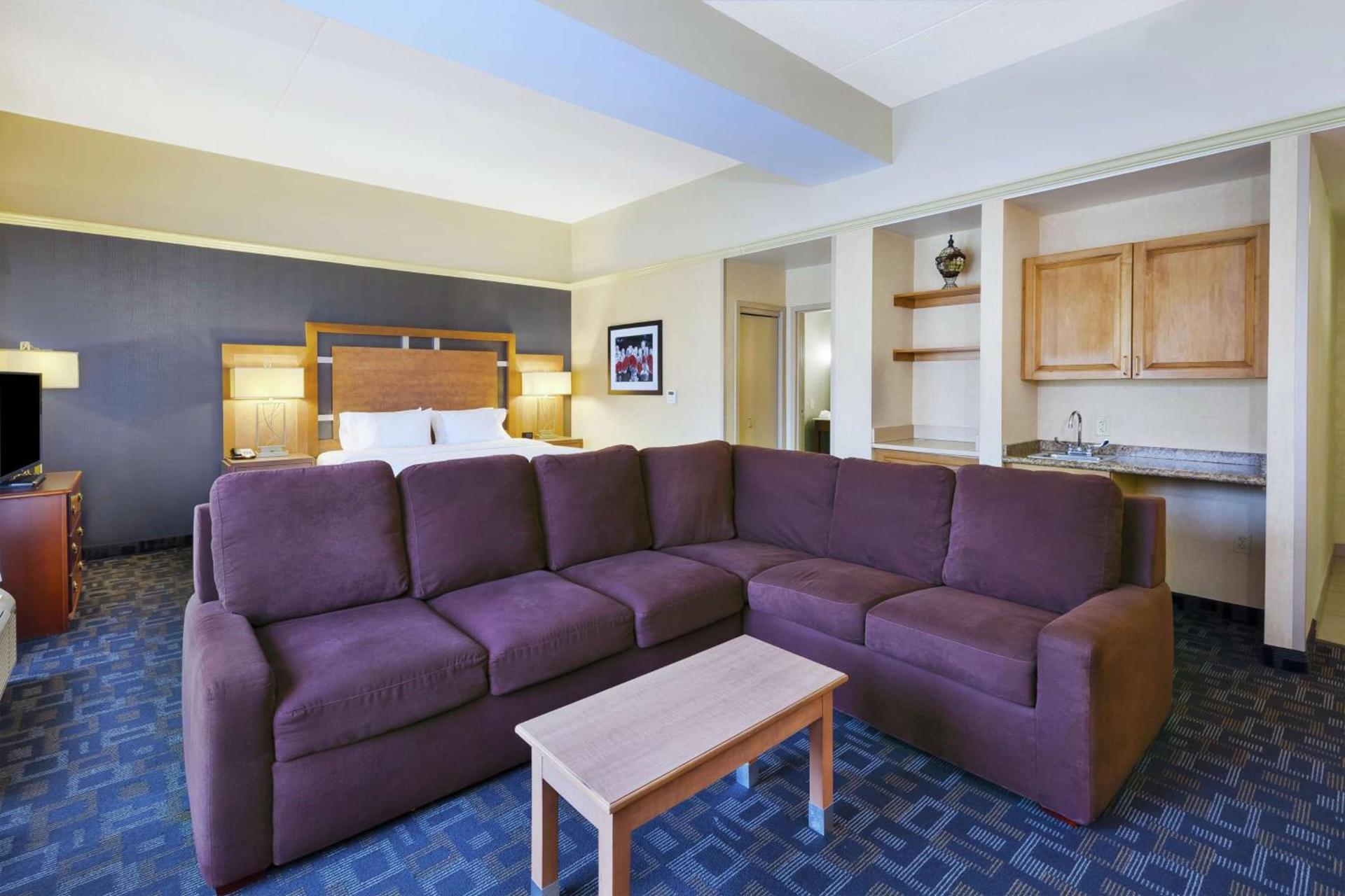 Hampton Inn Clinton photo 28
