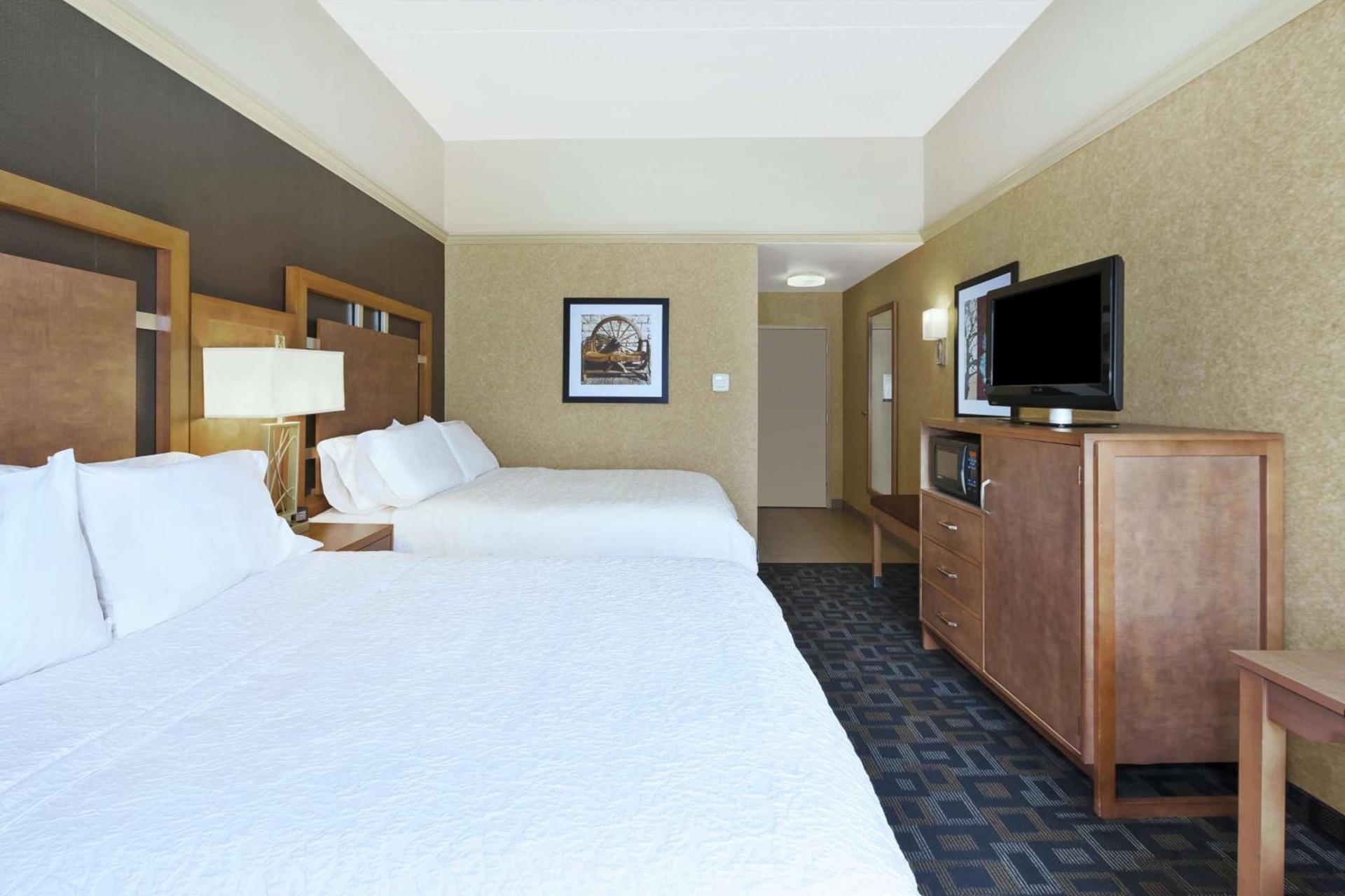 Hampton Inn Clinton photo 27
