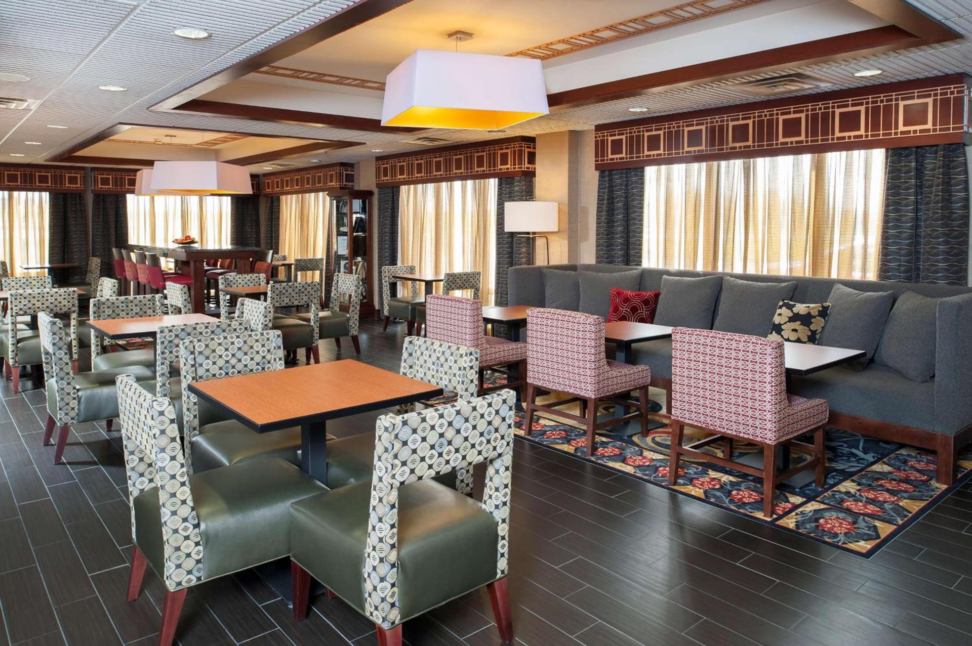 Hampton Inn Seymour photo 14