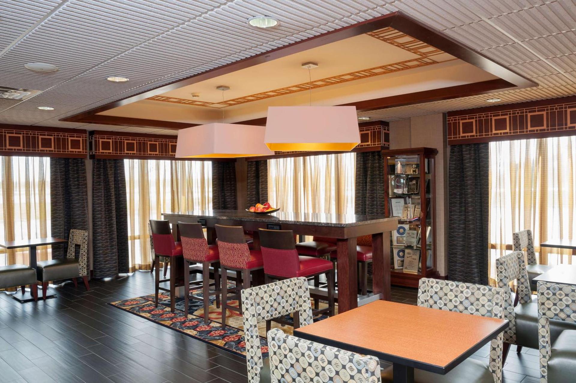 Hampton Inn Seymour photo 15