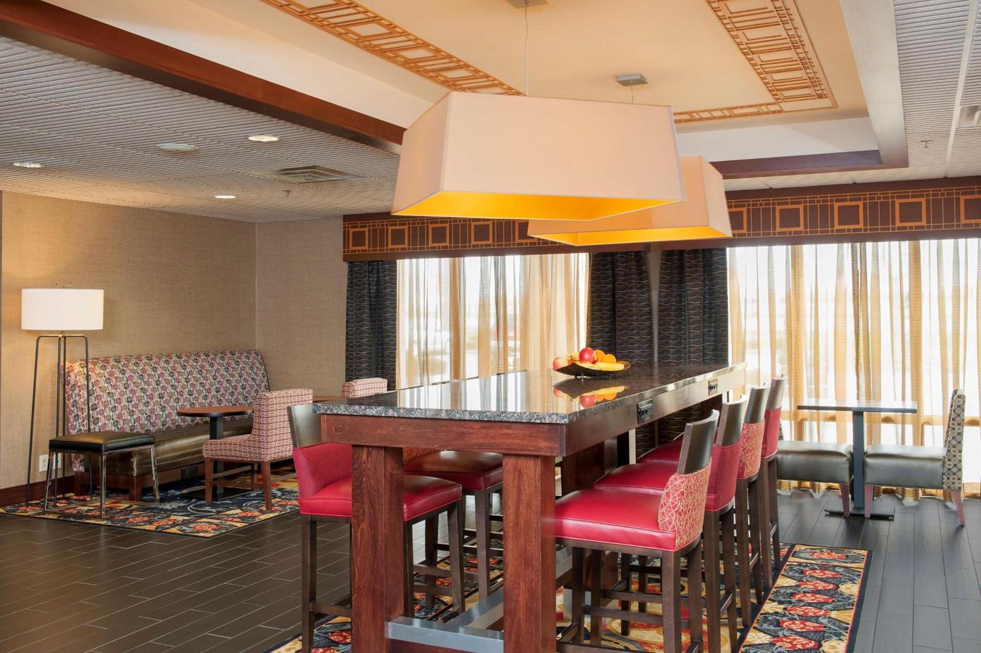 Hampton Inn Seymour photo 16