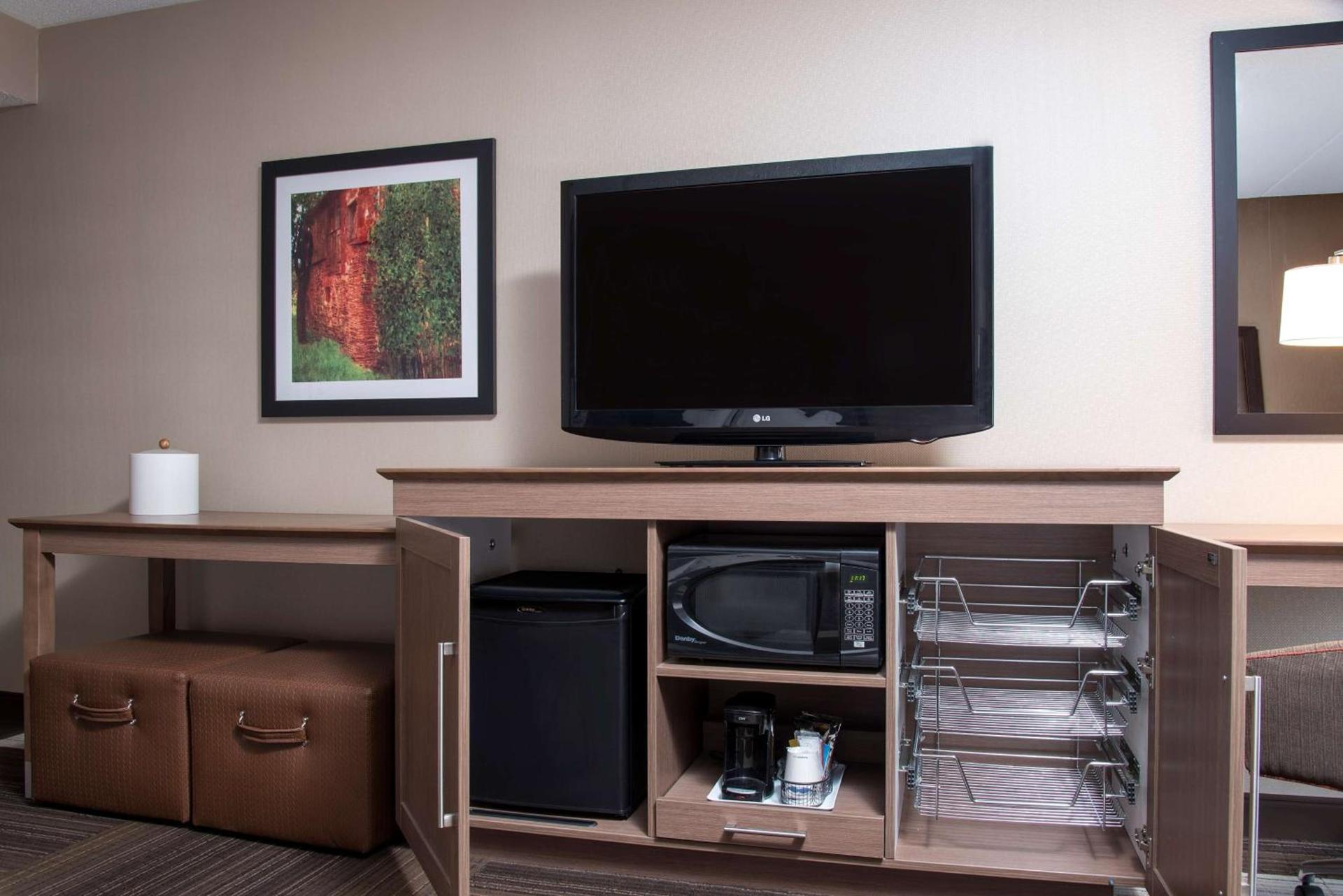 Hampton Inn Seymour photo 28