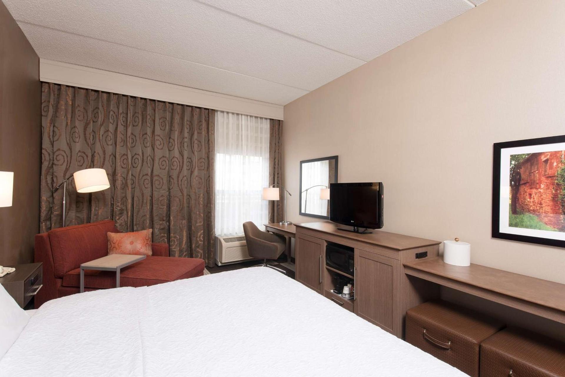 Hampton Inn Seymour photo 36