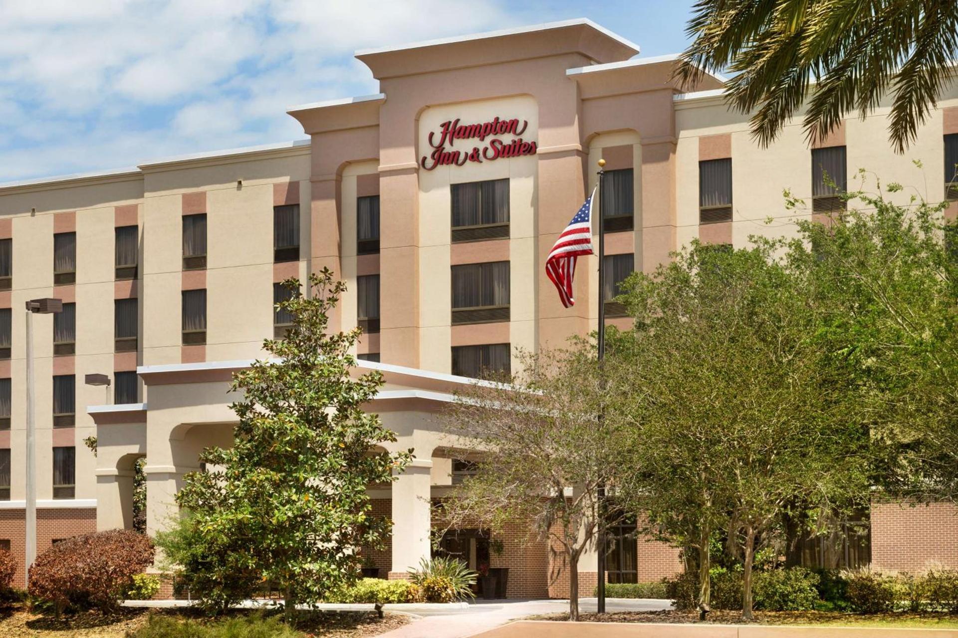 Hampton Inn & Suites Largo photo 2