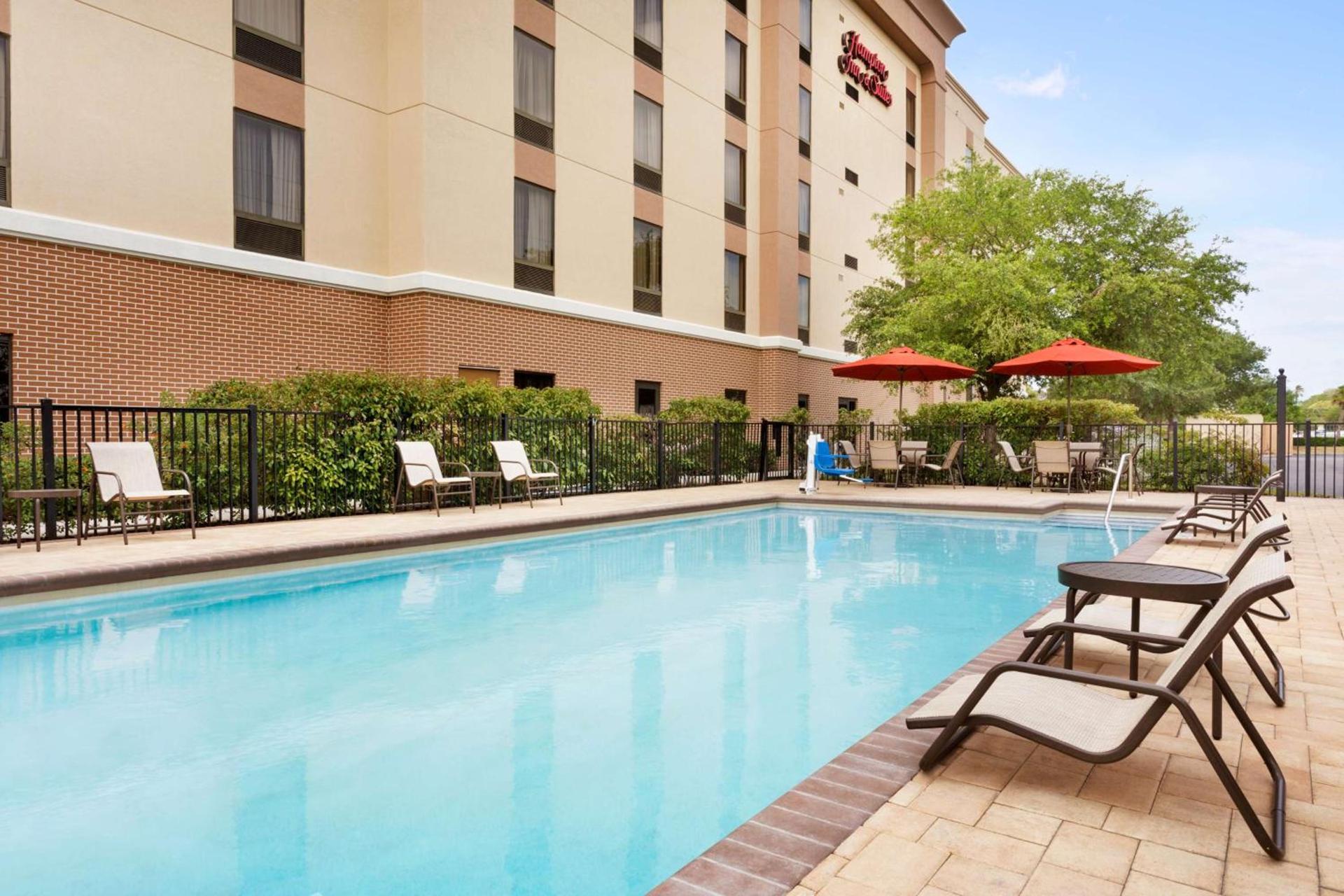 Hampton Inn & Suites Largo photo 6