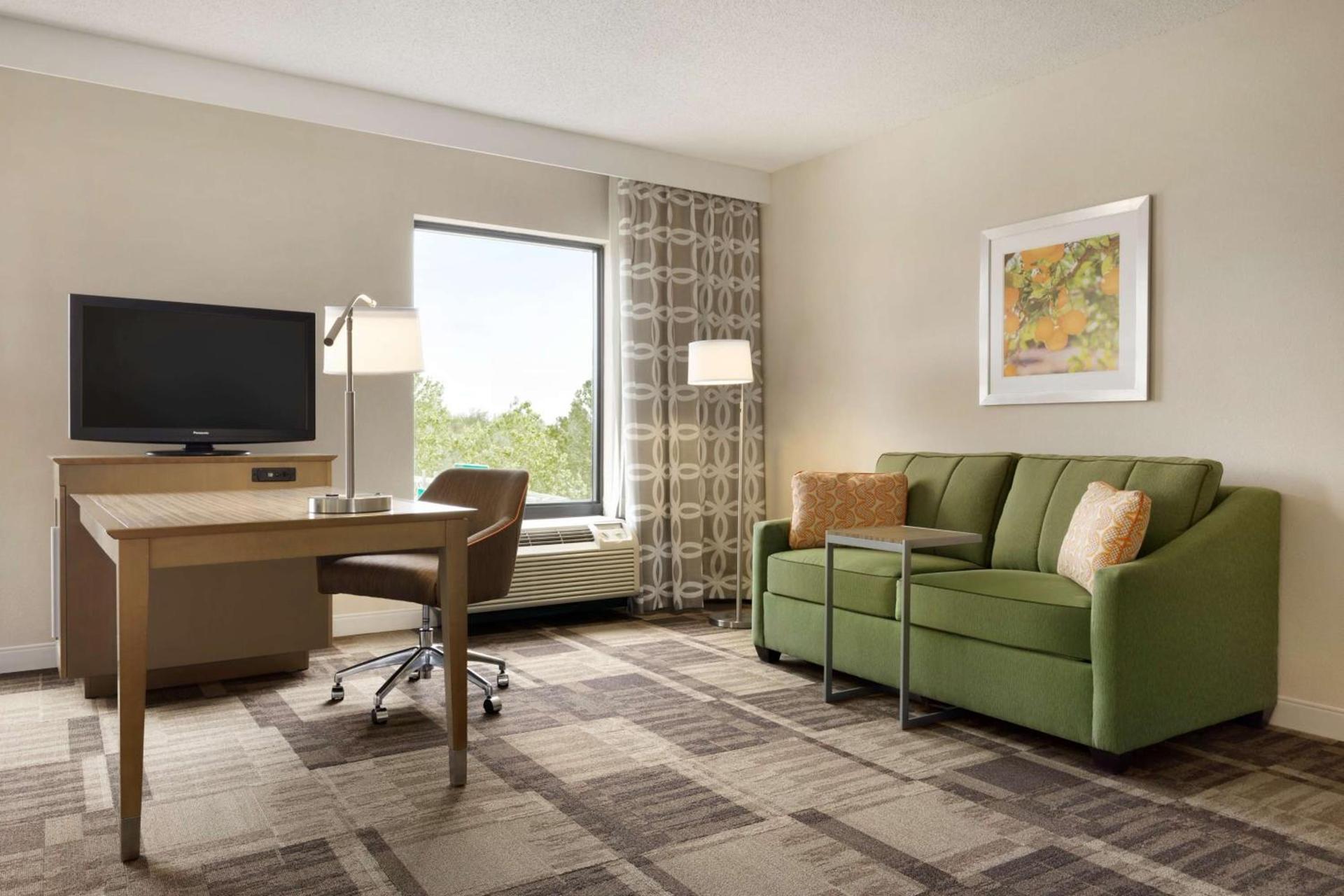 Hampton Inn & Suites Largo photo 11